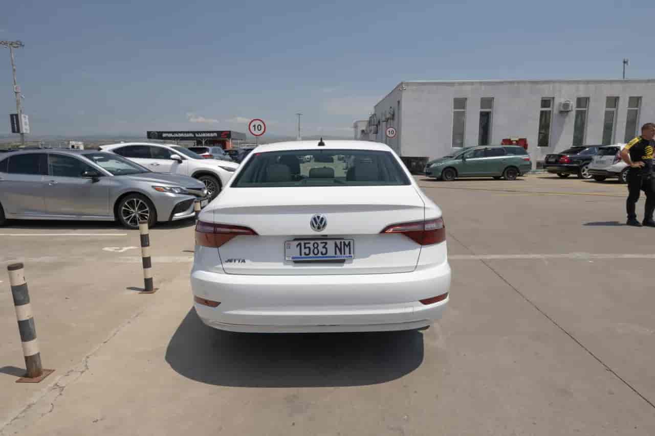 VOLKSWAGEN Jetta - 5
