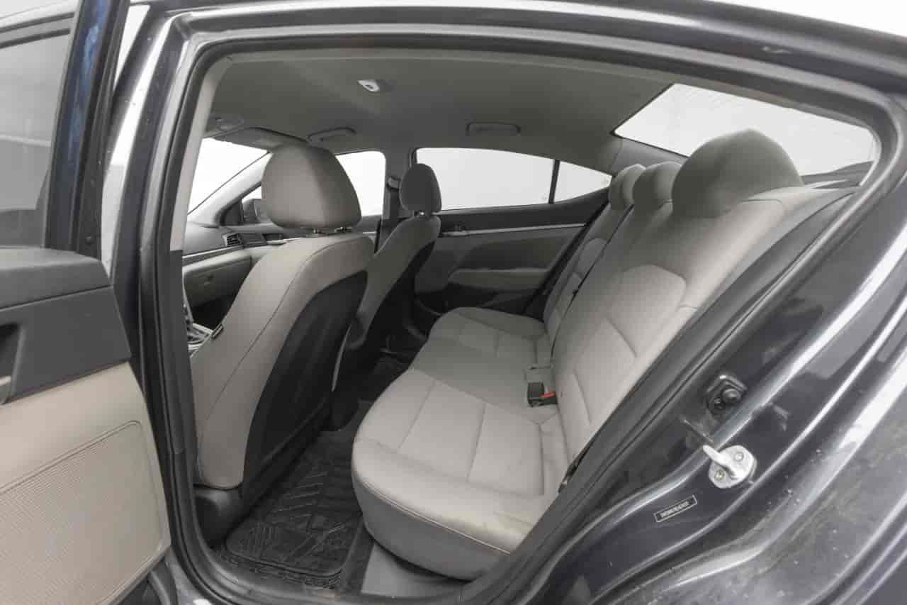 HYUNDAI Elantra - 8
