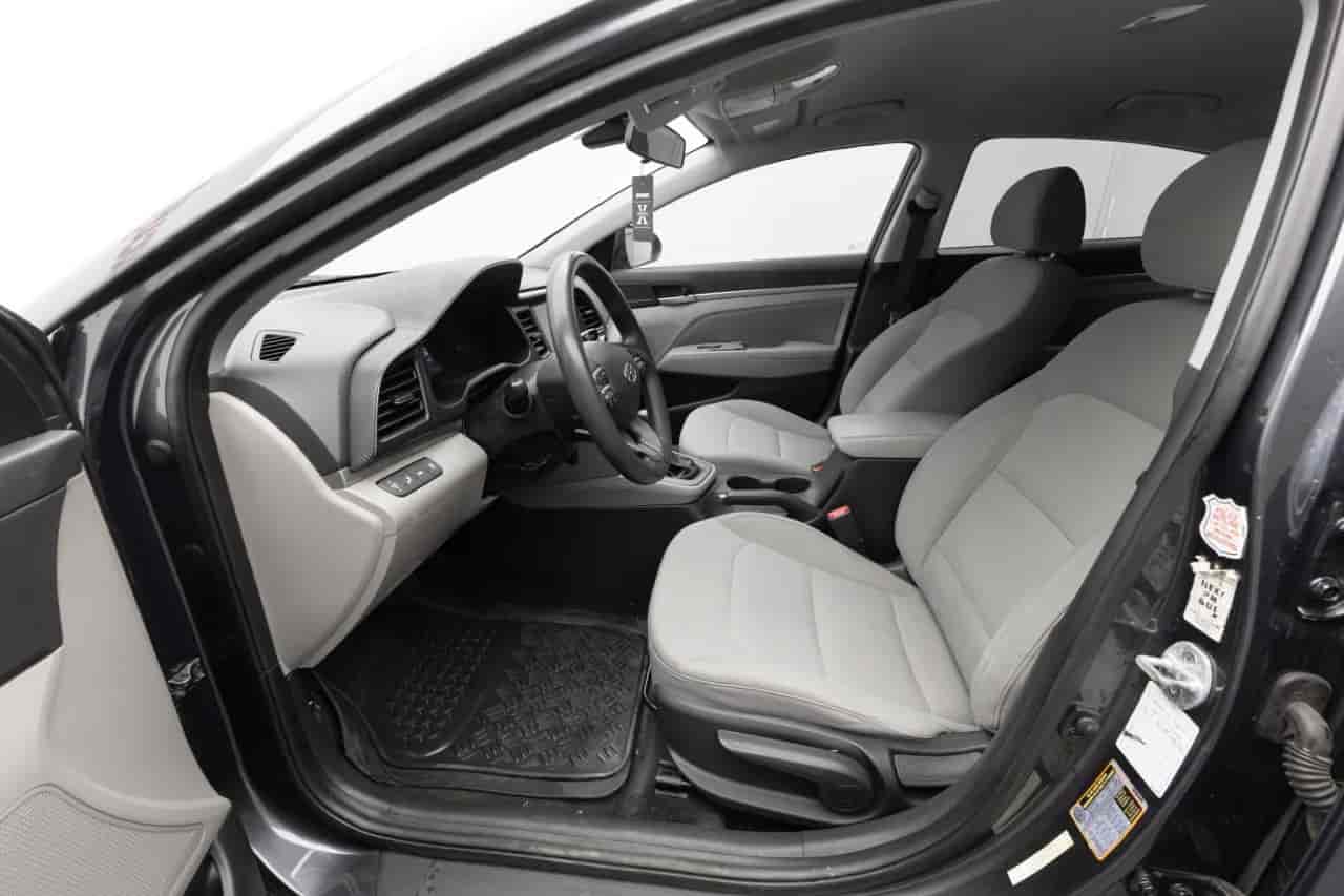 HYUNDAI Elantra - 10
