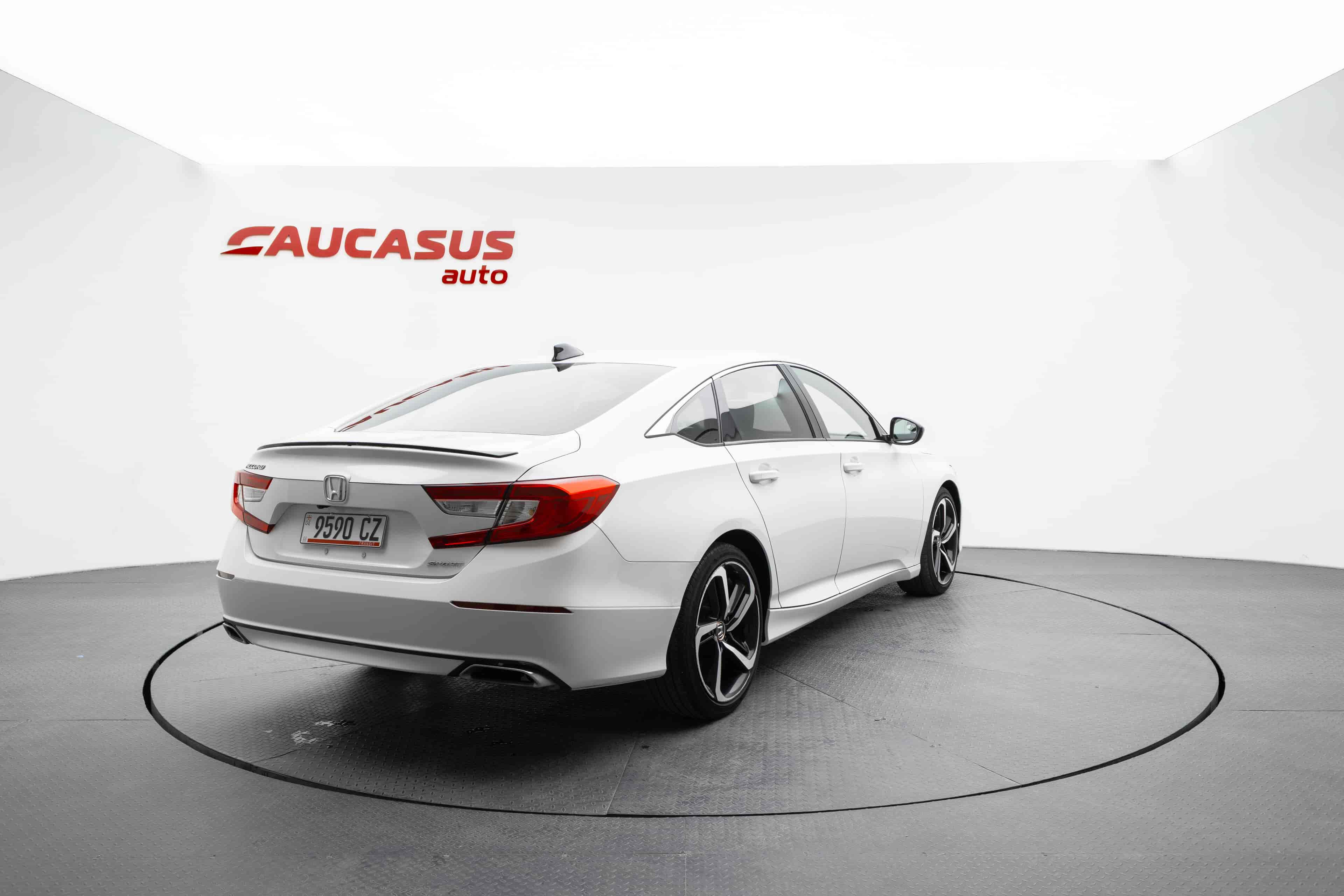 HONDA Accord - 4