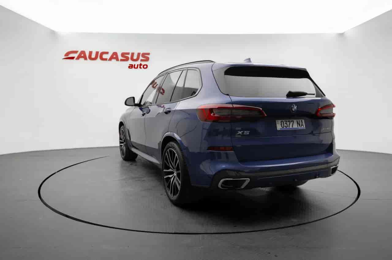 BMW X5 - 6
