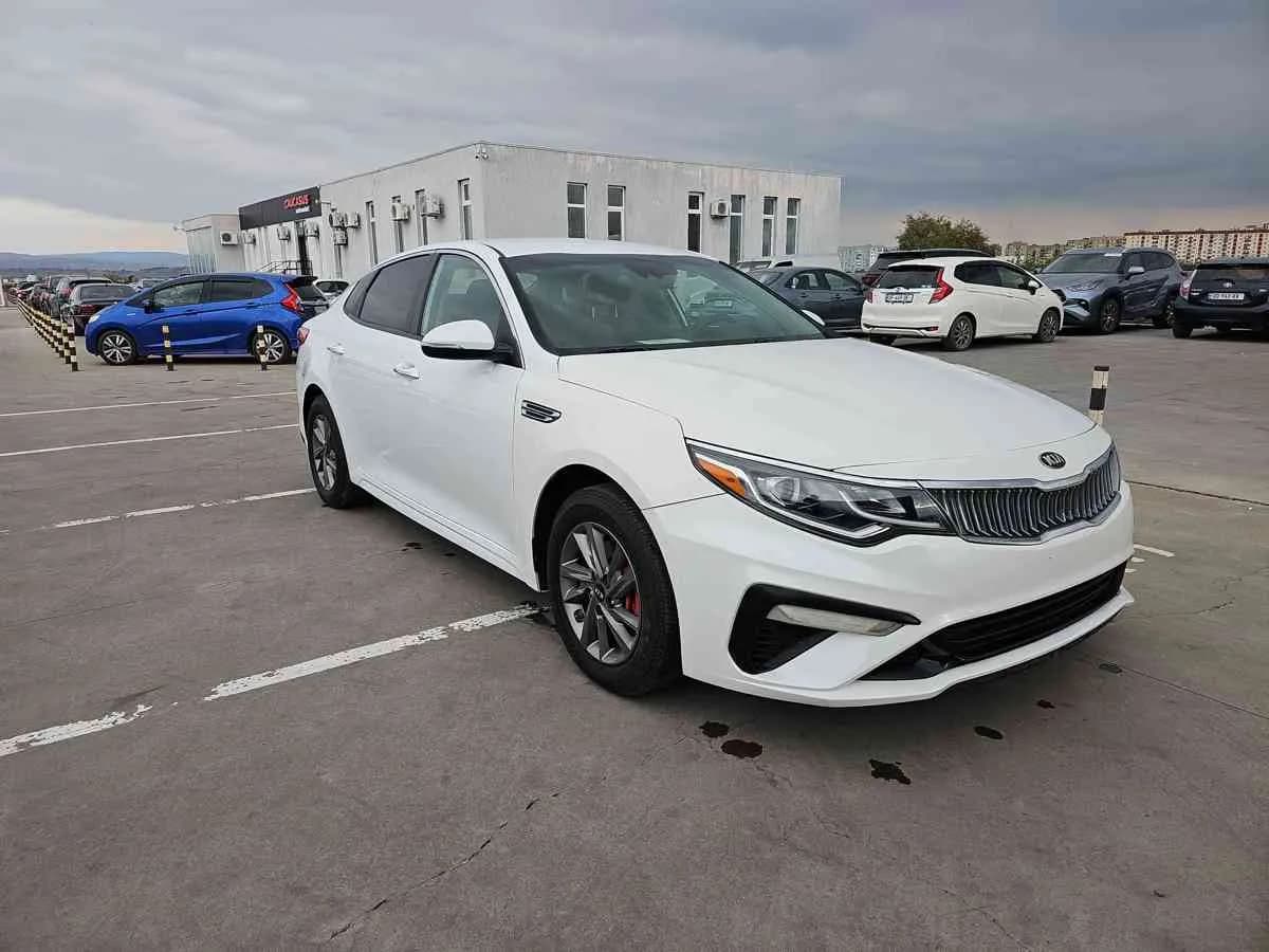 KIA Optima - 3