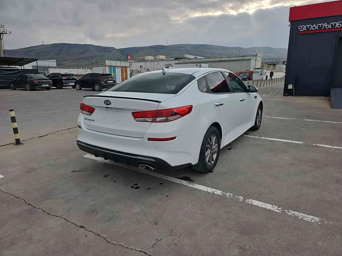 KIA Optima - 4