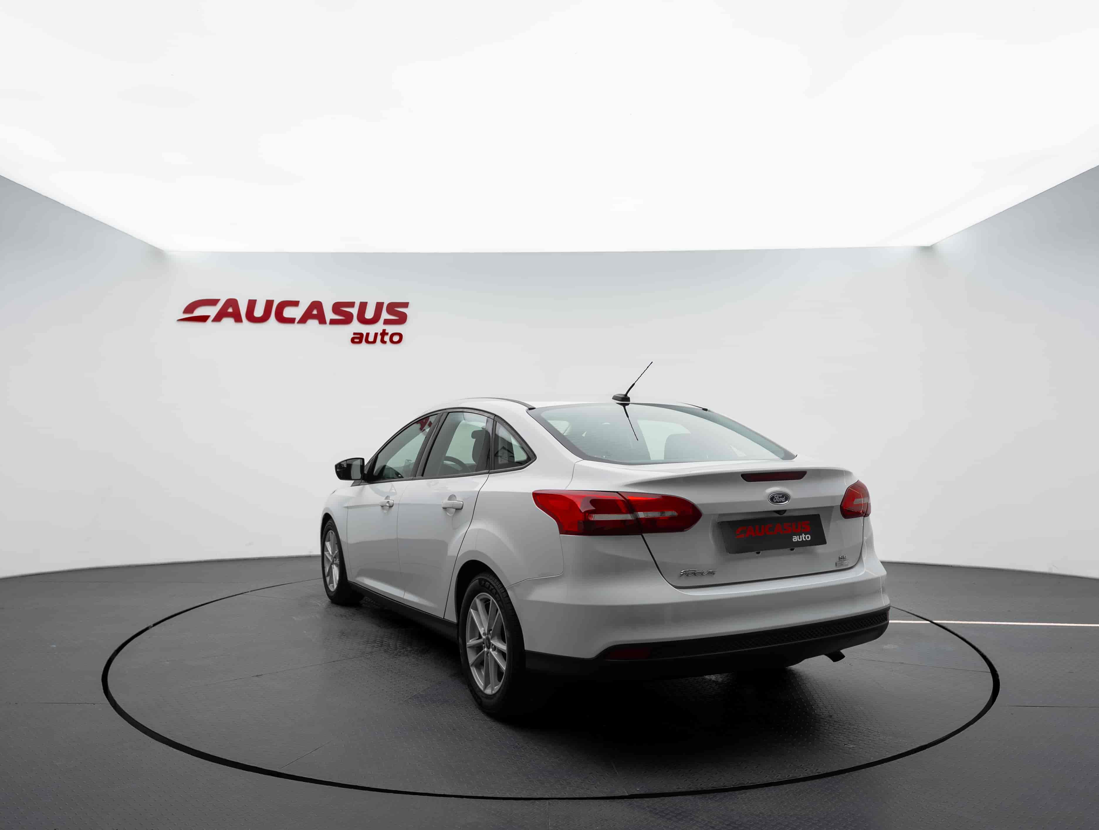 FORD Focus - 6