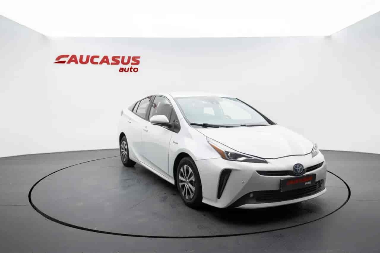 TOYOTA Prius - 3