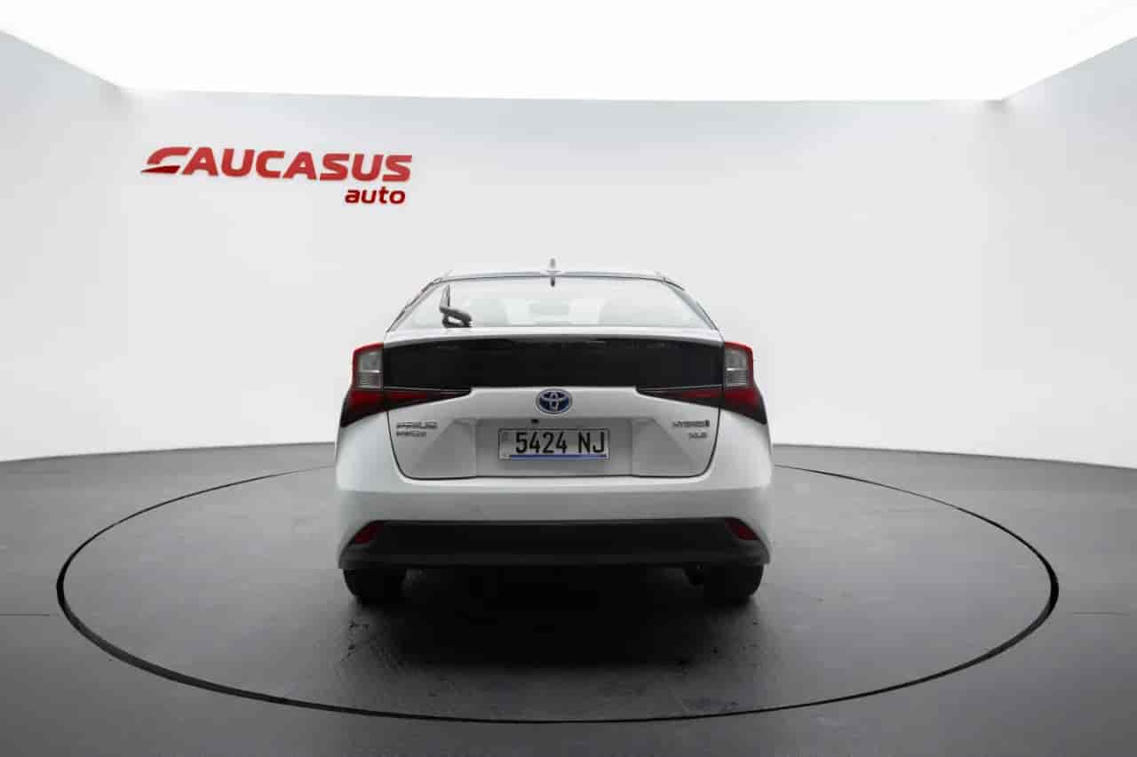 TOYOTA Prius - 5