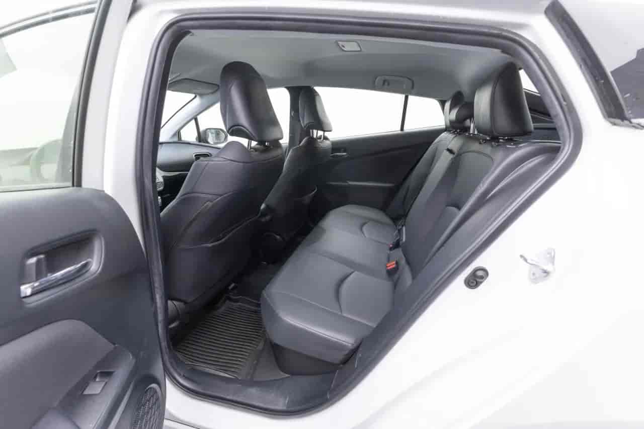 TOYOTA Prius - 8