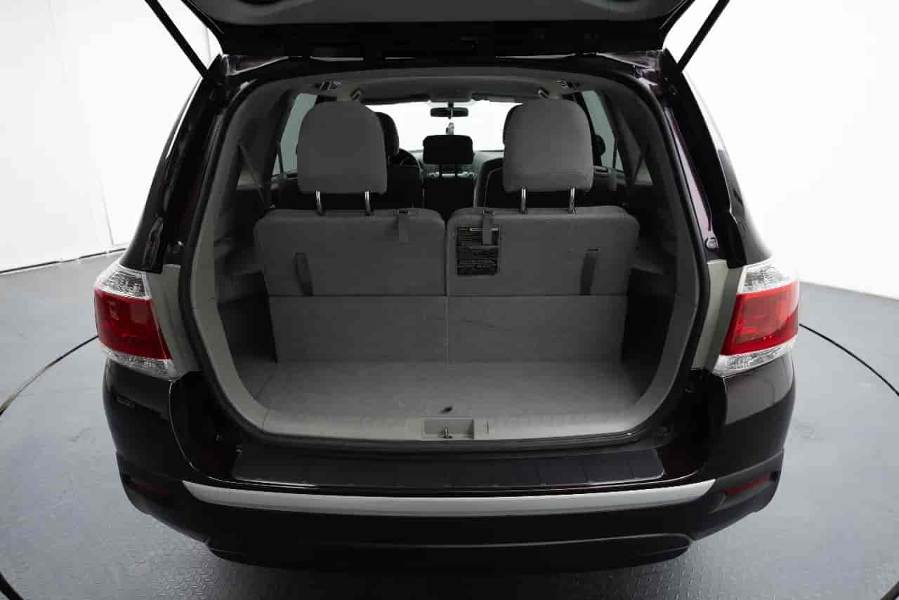 TOYOTA Highlander - 7