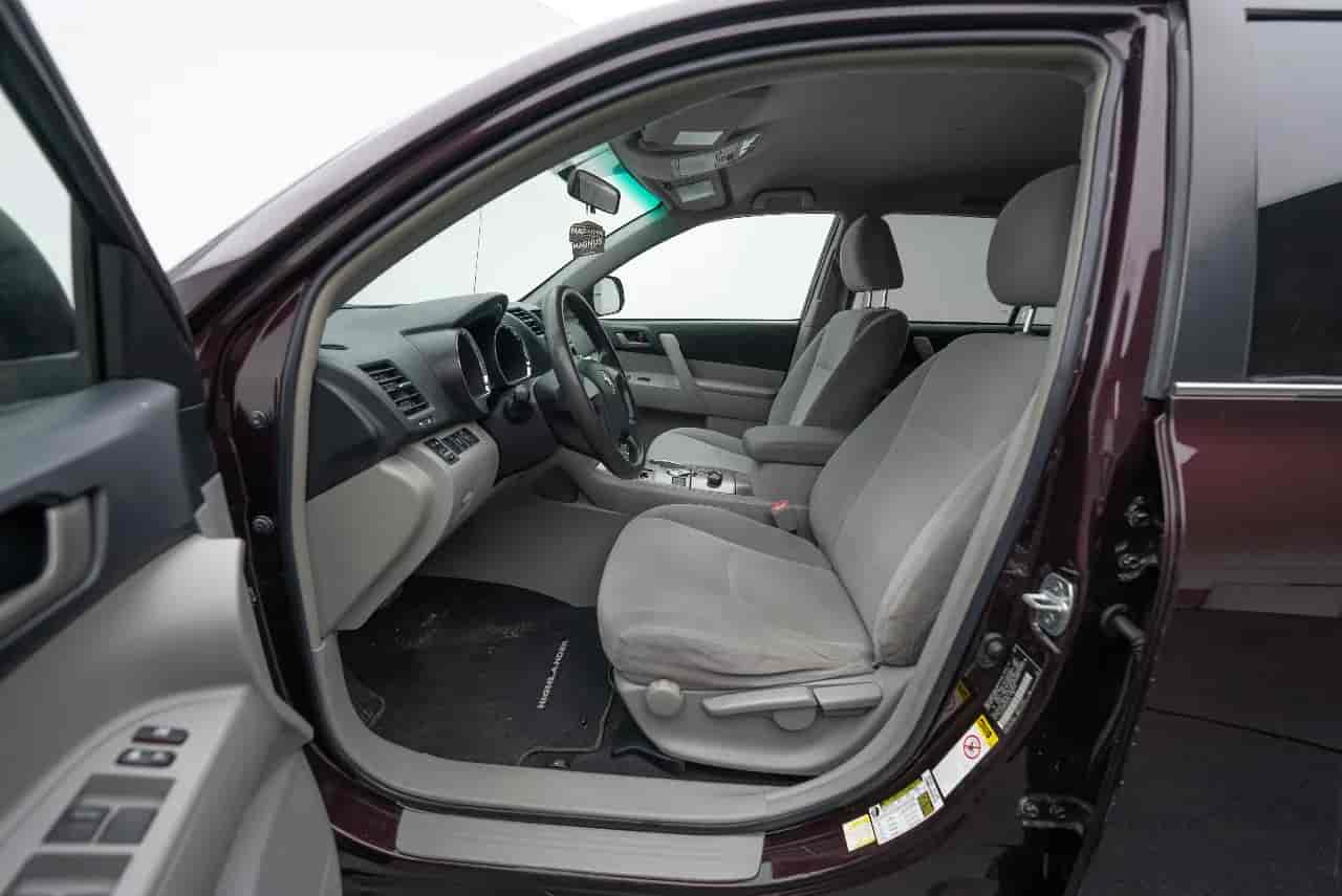 TOYOTA Highlander - 10