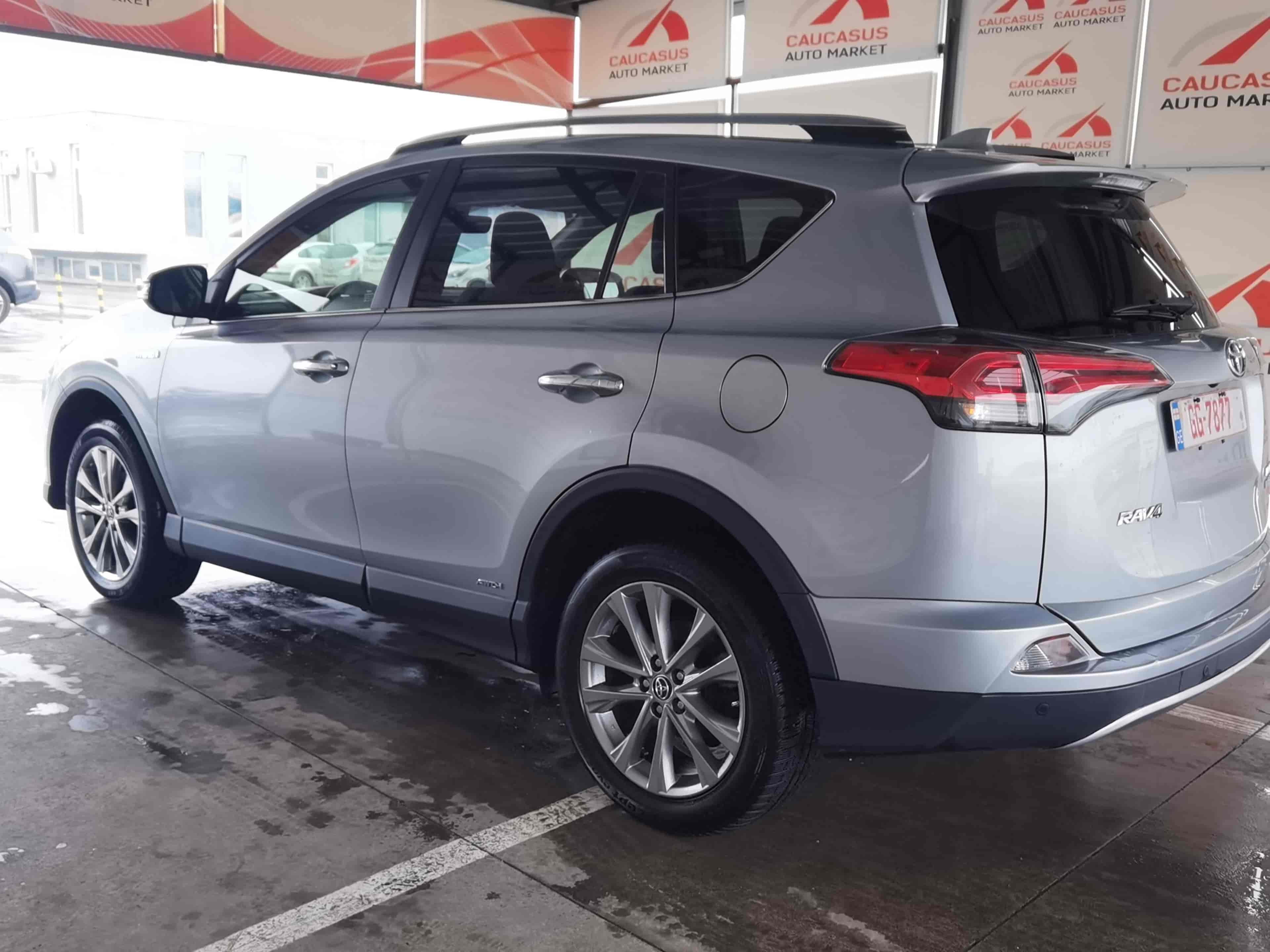 TOYOTA RAV4 - 6