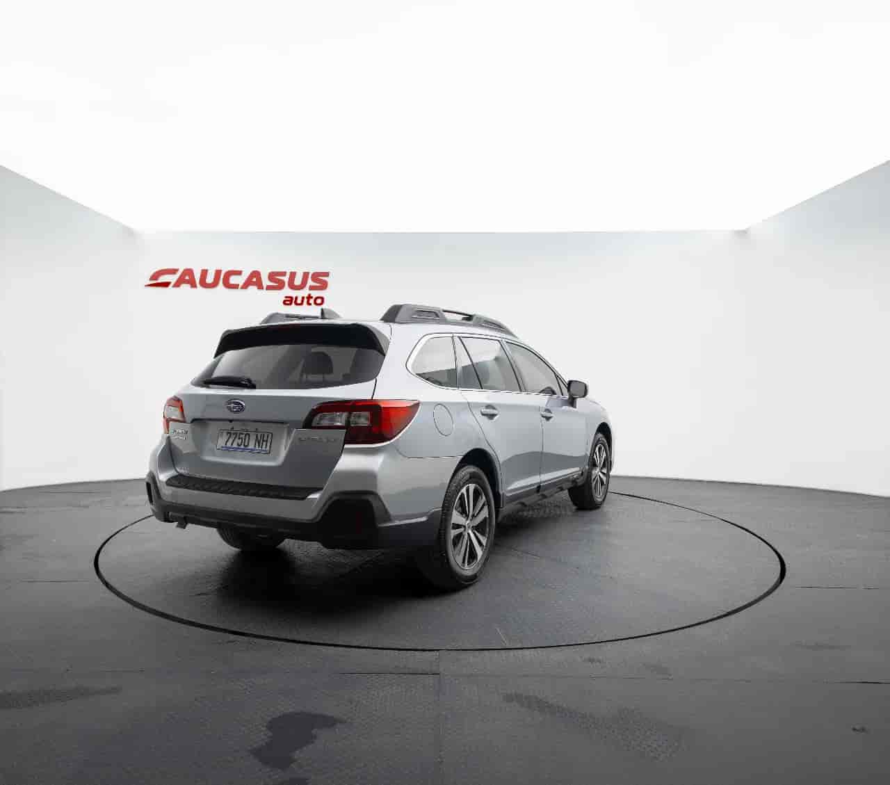 SUBARU Outback - 4