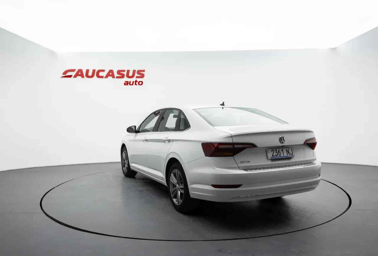 VOLKSWAGEN Jetta - 6