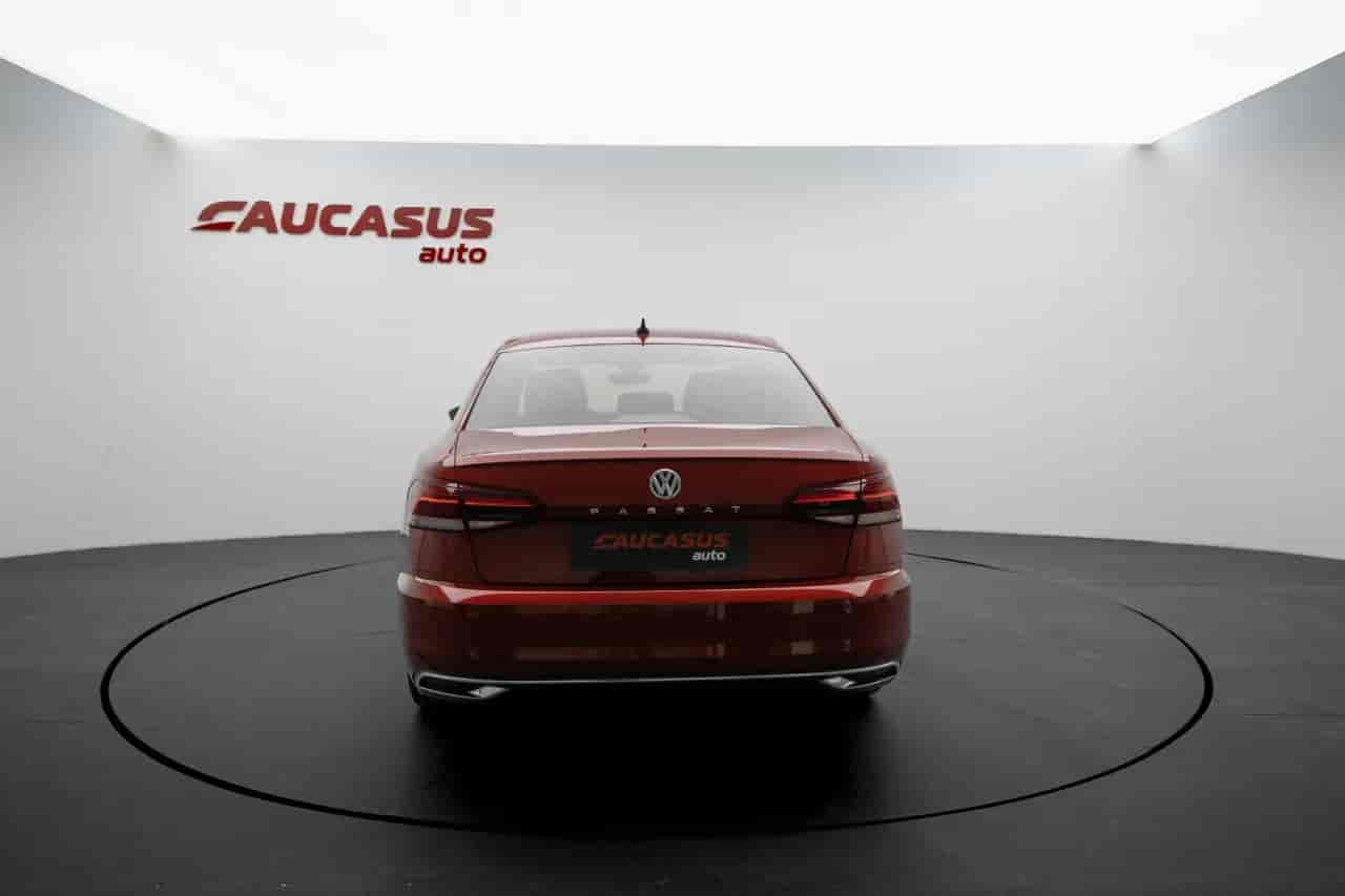 VOLKSWAGEN Passat - 3