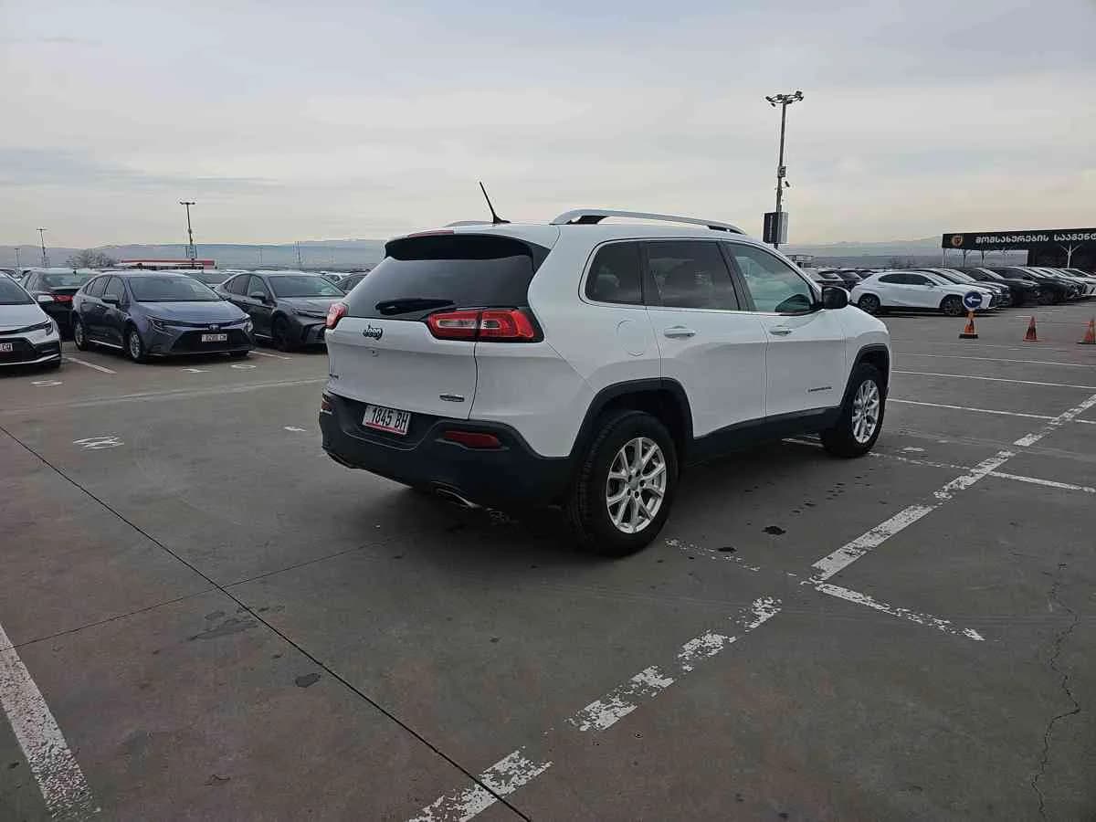 JEEP Cherokee - 4