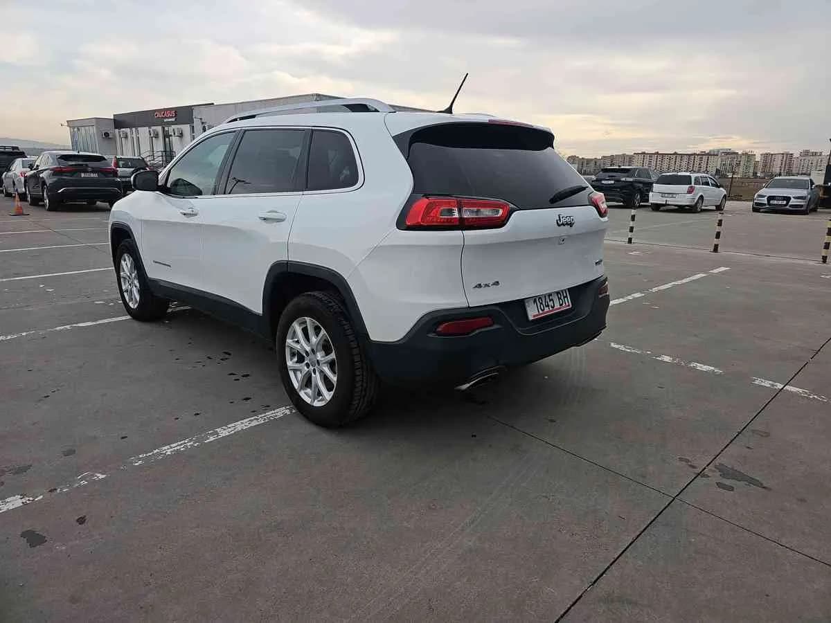 JEEP Cherokee - 6