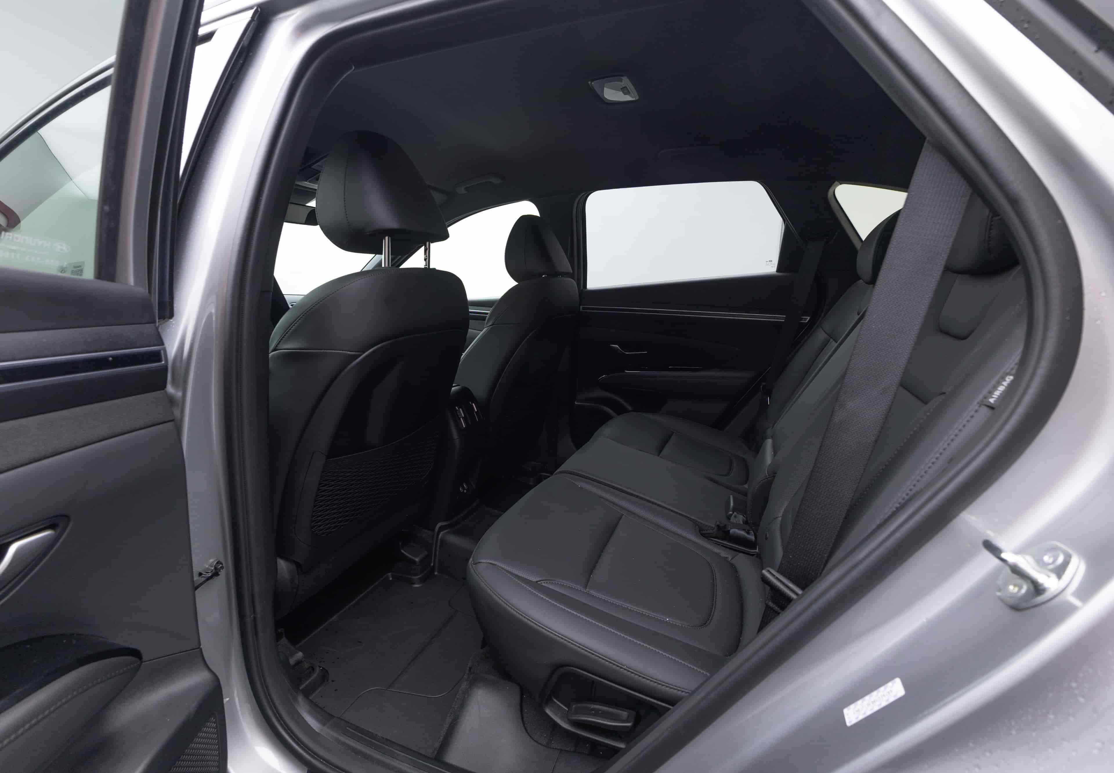 HYUNDAI Tucson - 8