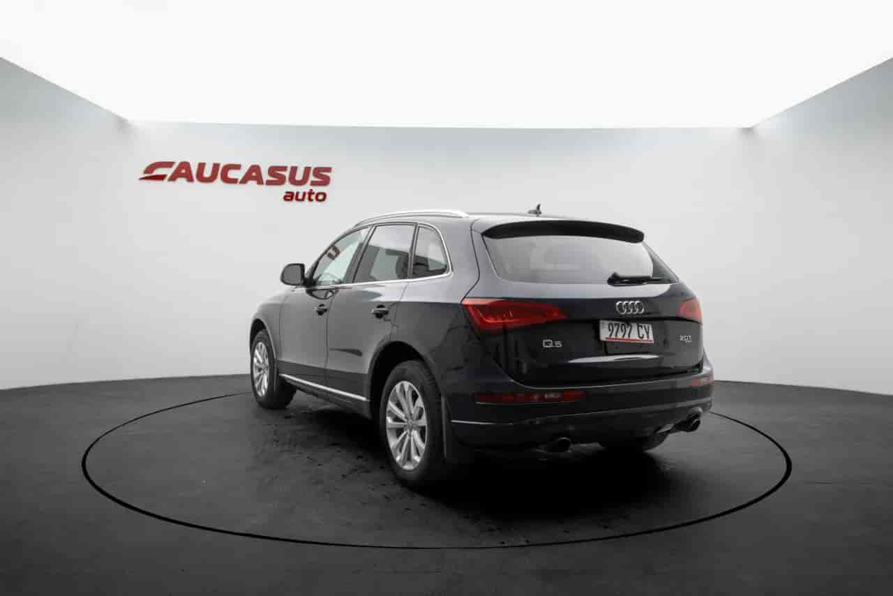 AUDI Q5 - 6