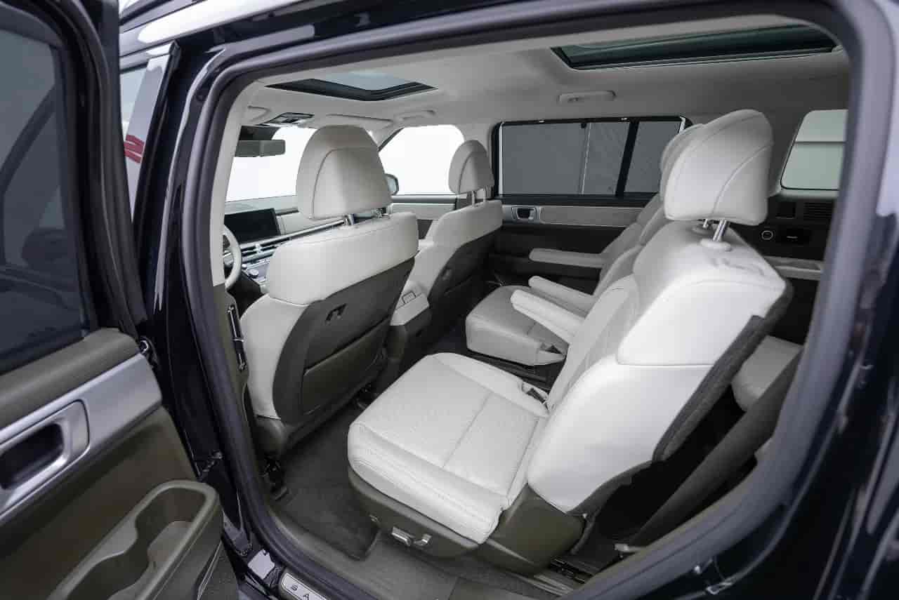 HYUNDAI Santa Fe - 8