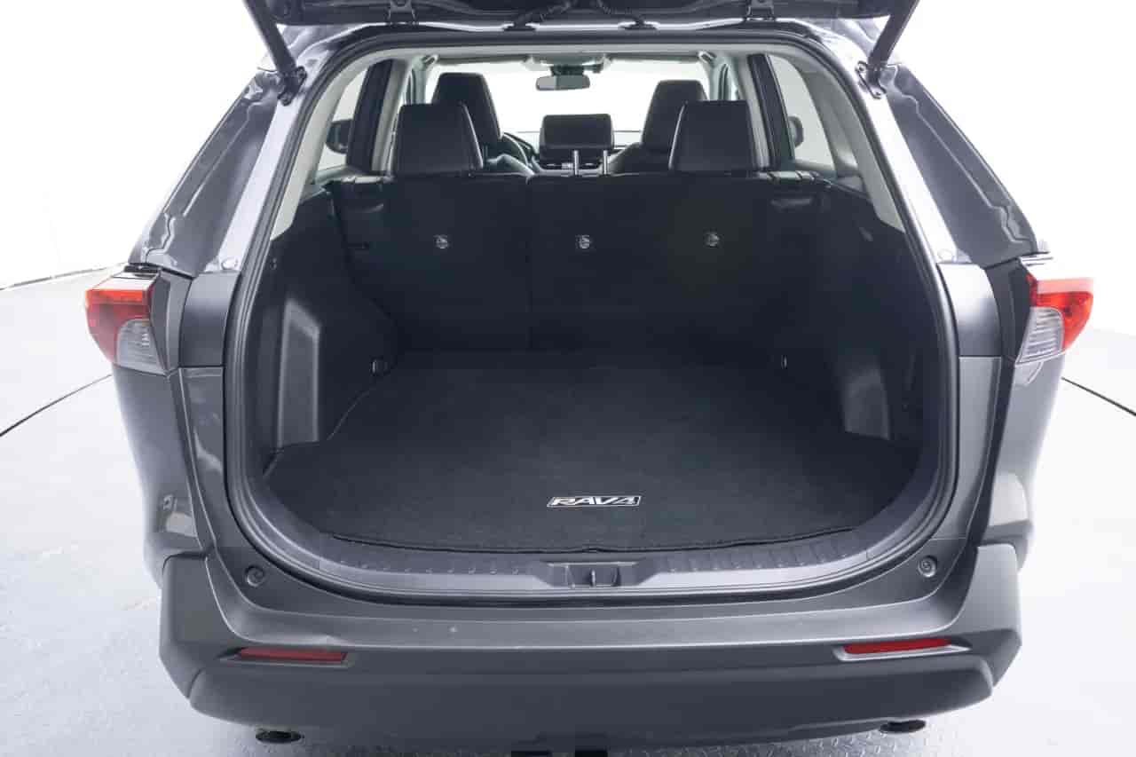 TOYOTA RAV4 - 7