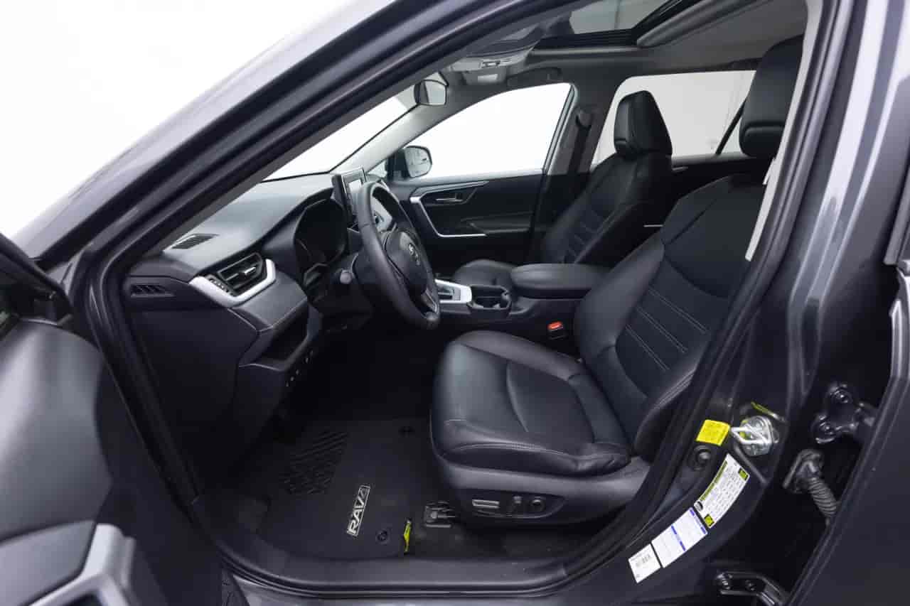TOYOTA RAV4 - 10