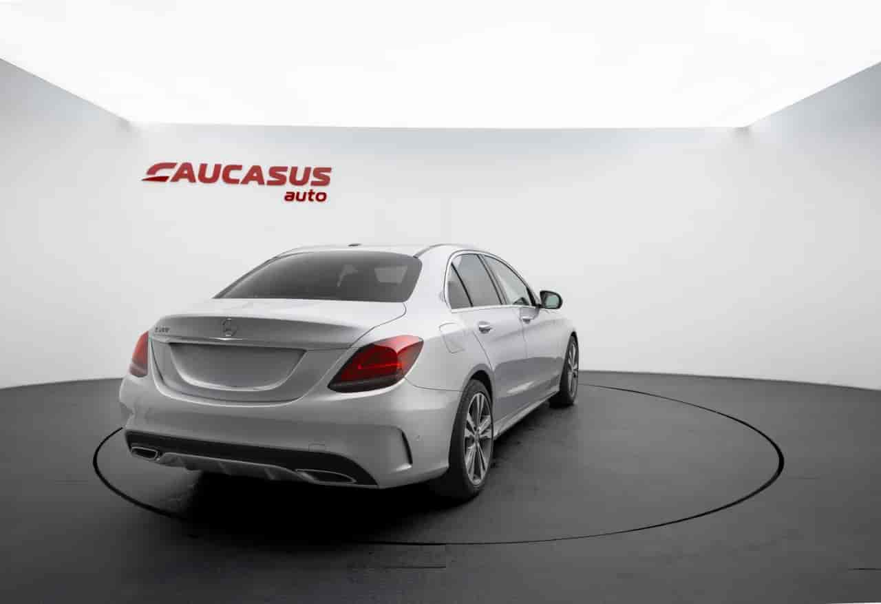 MERCEDES-BENZ C-Class - 4