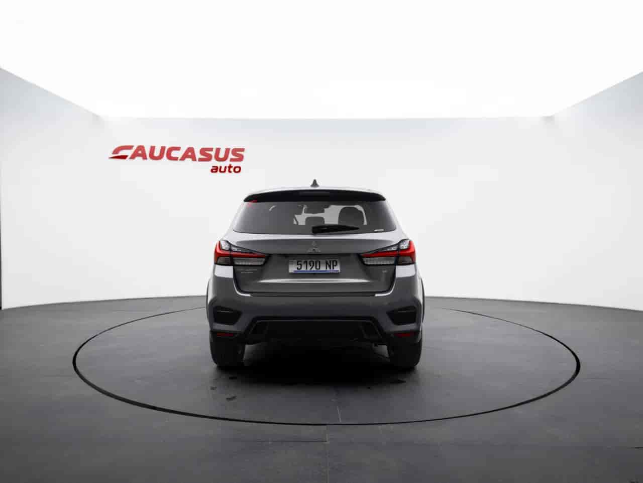 MITSUBISHI Outlander - 5
