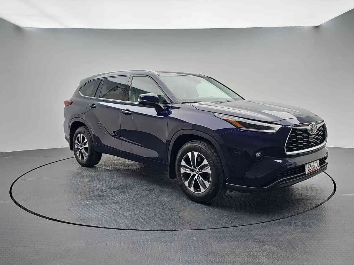 TOYOTA Highlander - 1