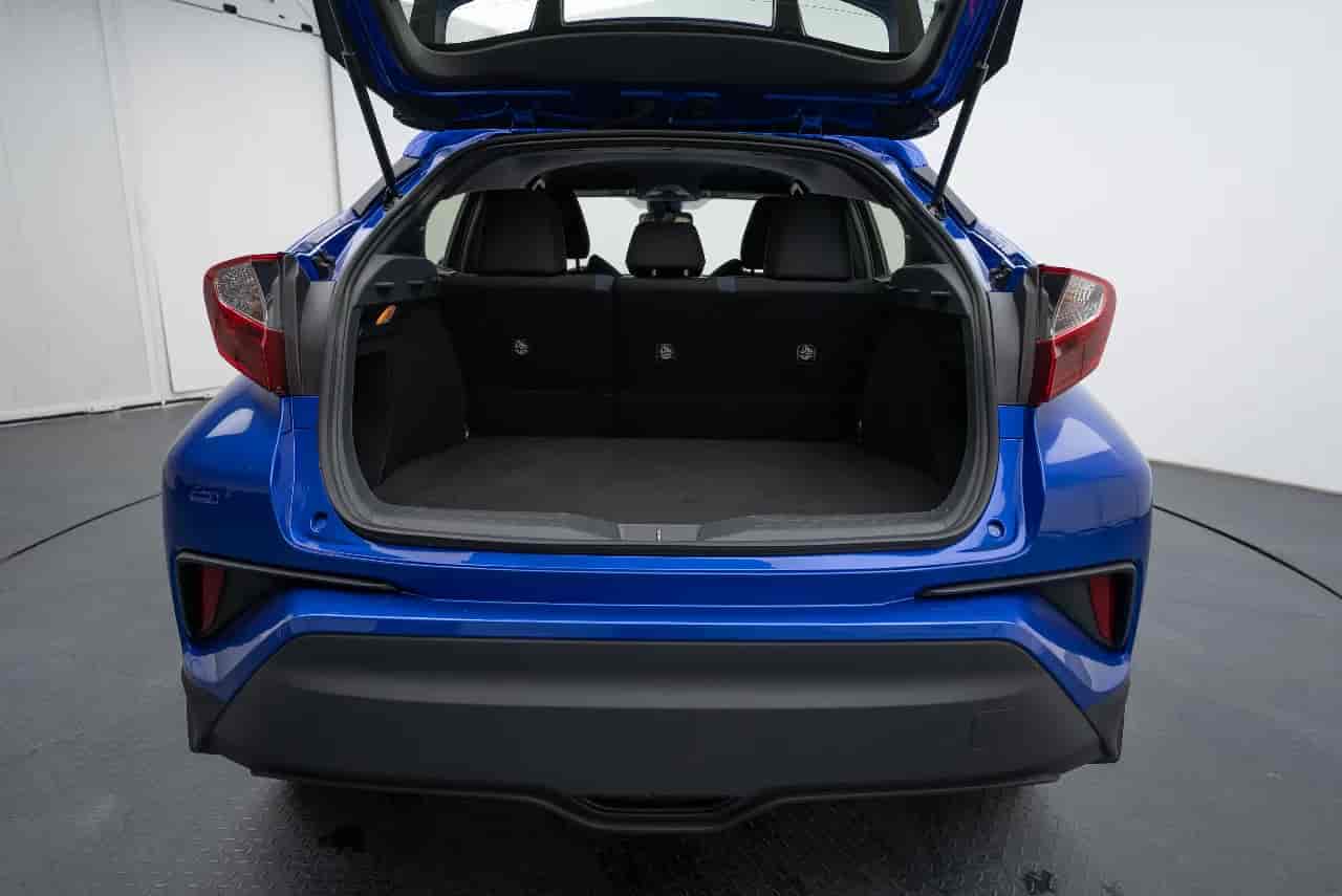 TOYOTA C-HR - 7
