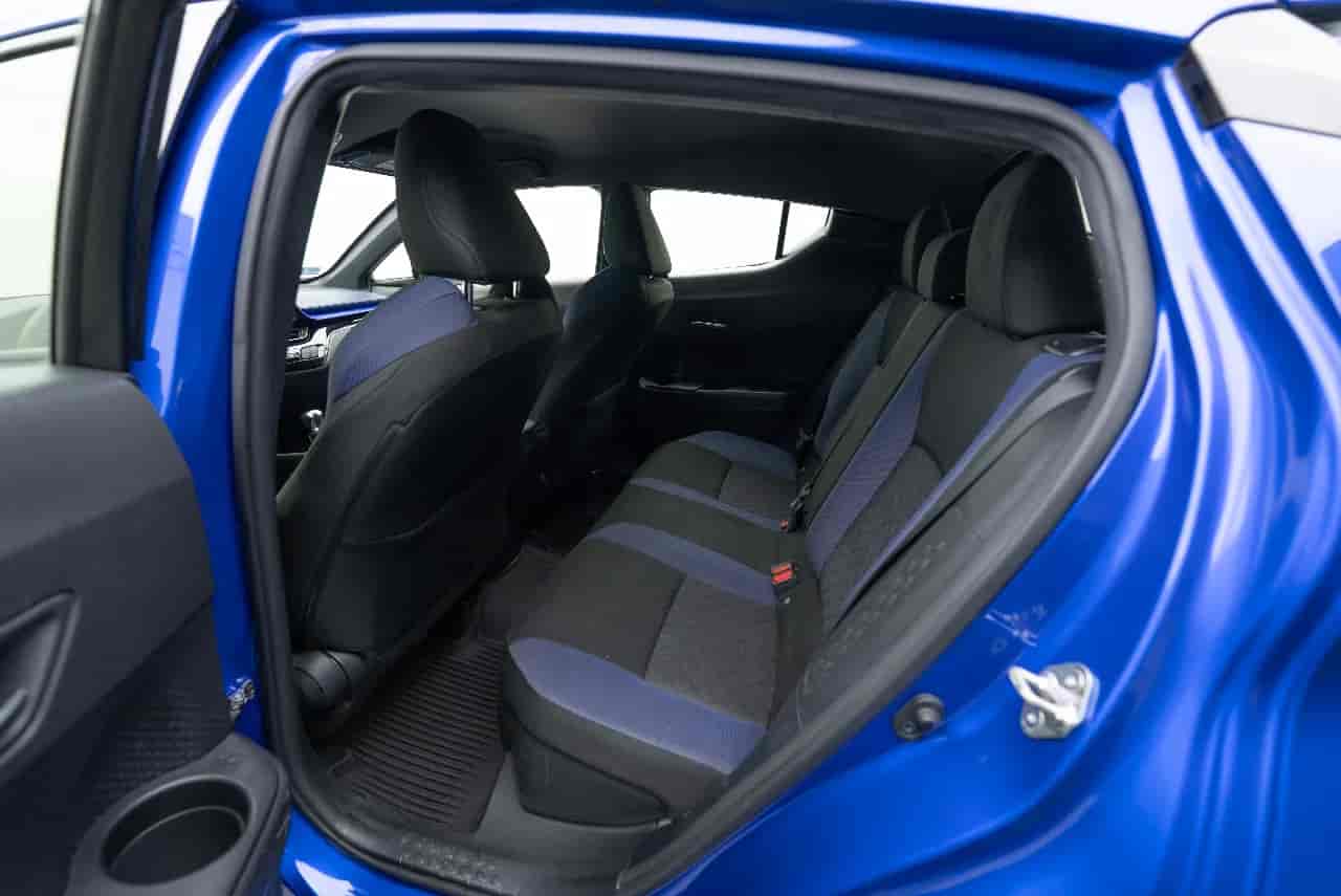 TOYOTA C-HR - 8
