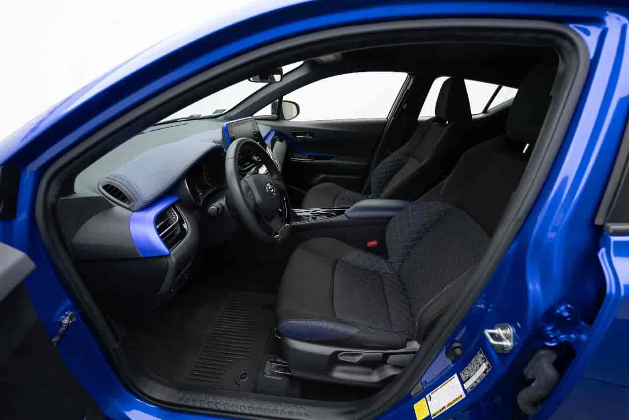 TOYOTA C-HR - 10