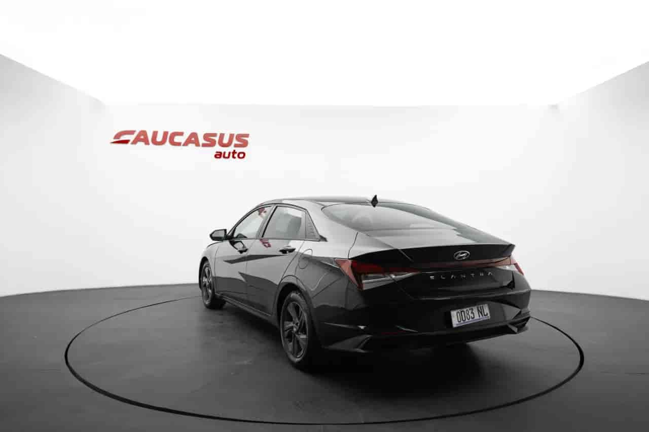 HYUNDAI Elantra - 6