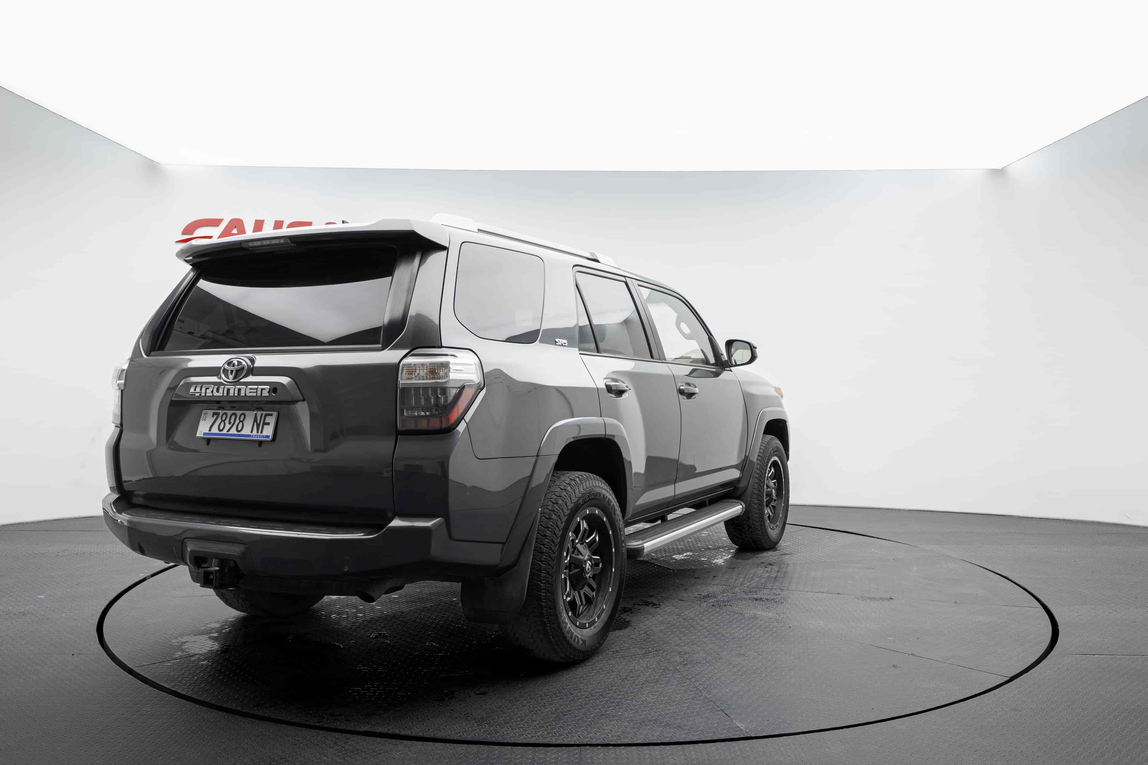 TOYOTA 4Runner - 4
