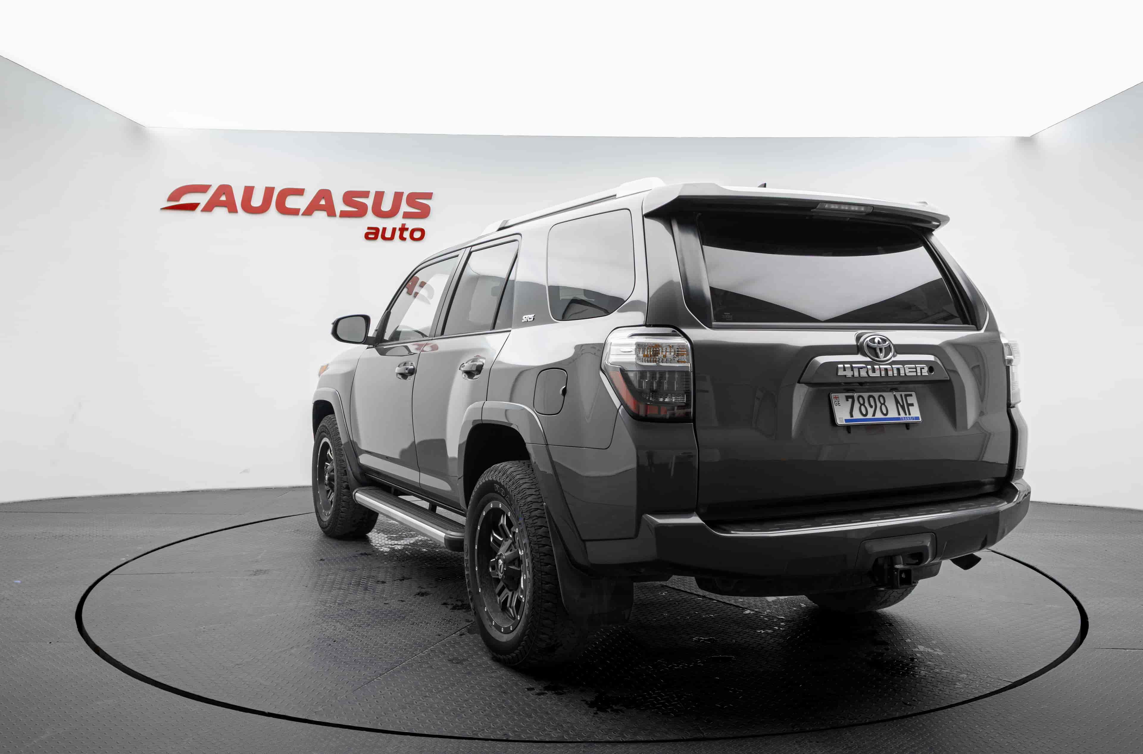 TOYOTA 4Runner - 6