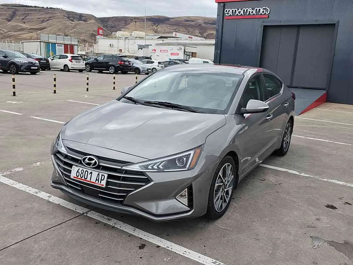 HYUNDAI Elantra - 1
