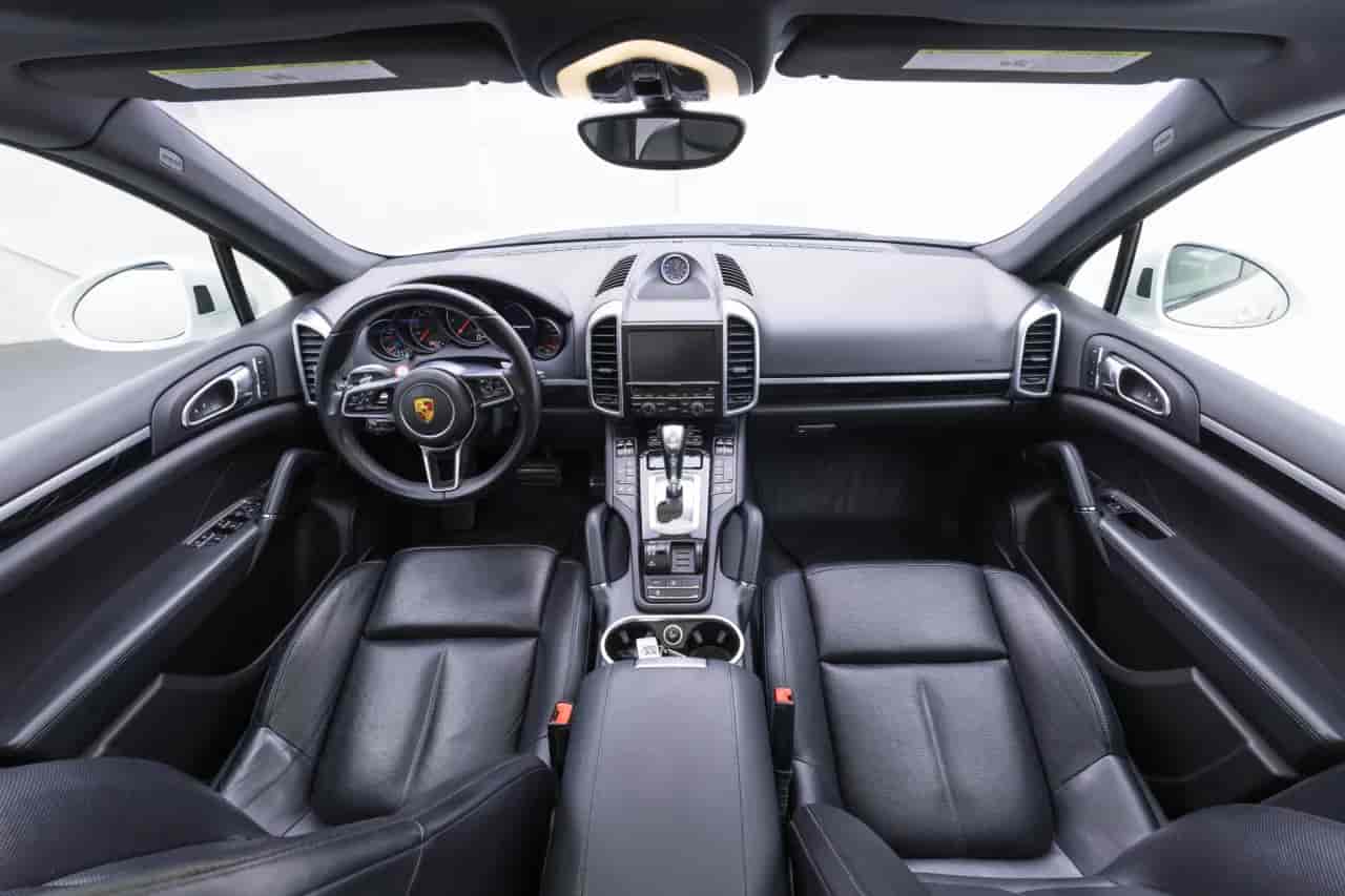 PORSCHE Cayenne - 9