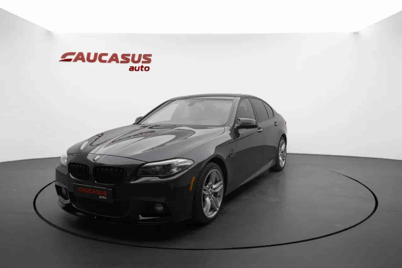 BMW 5-Series - 1