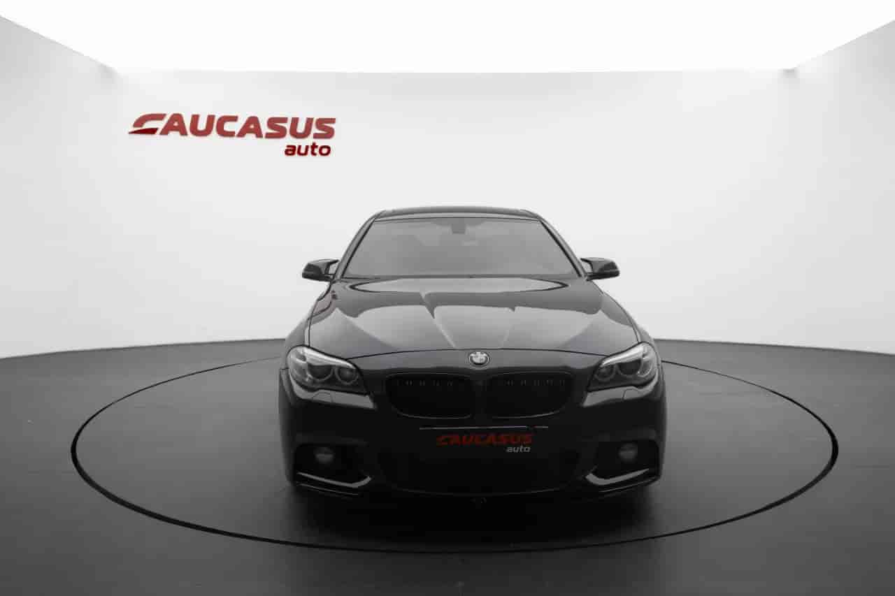 BMW 5-Series - 2