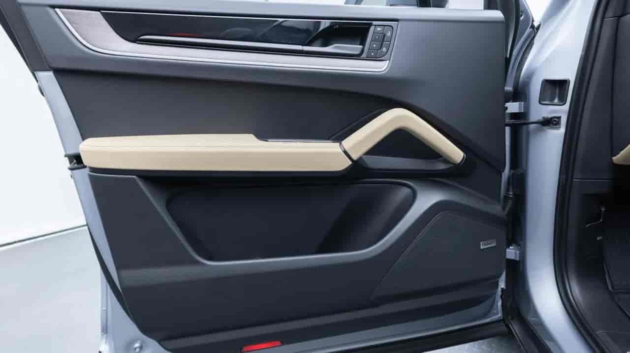 PORSCHE Cayenne - 10