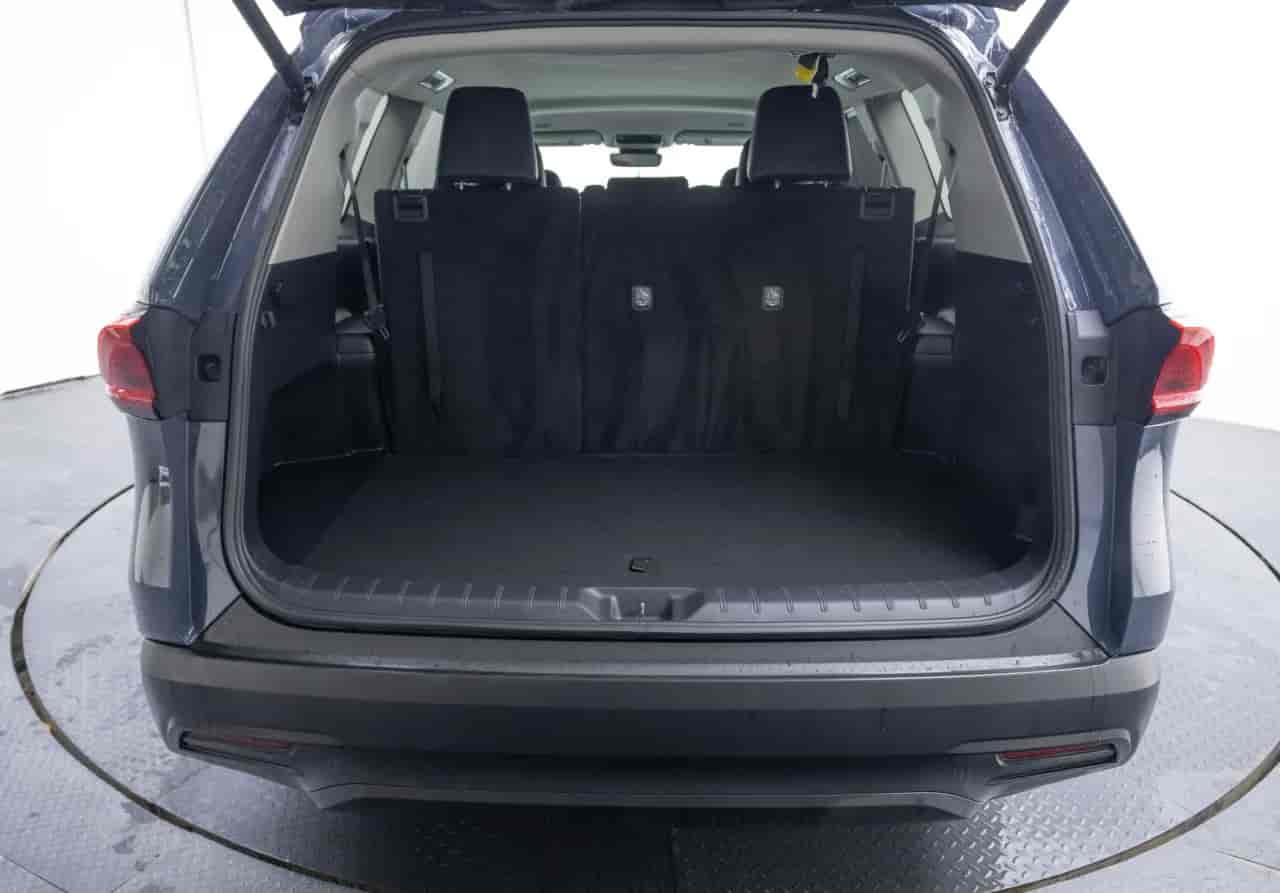 TOYOTA Grand Highlander - 7