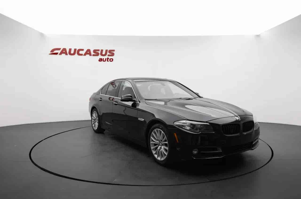 BMW 528i - 3
