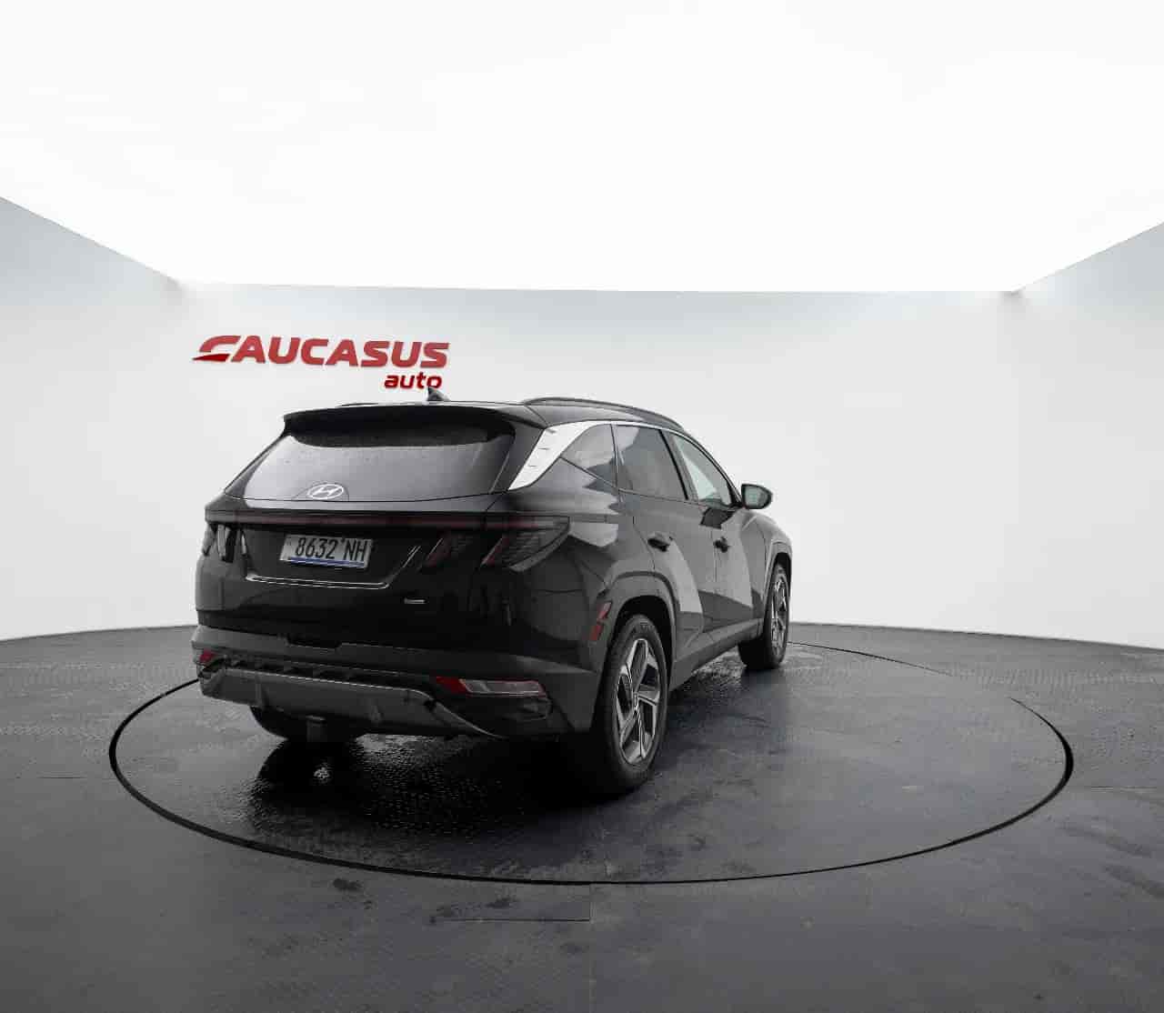 HYUNDAI Tucson - 4