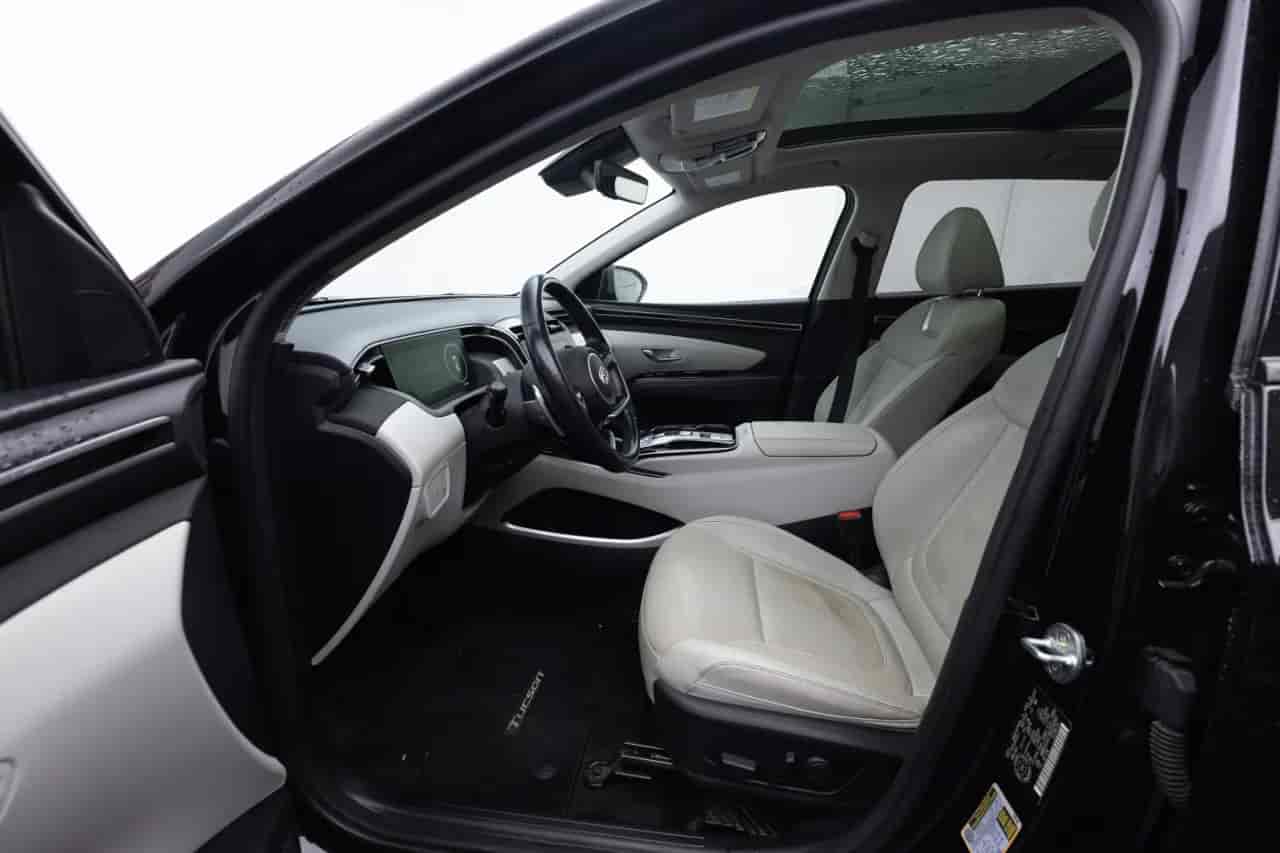 HYUNDAI Tucson - 10