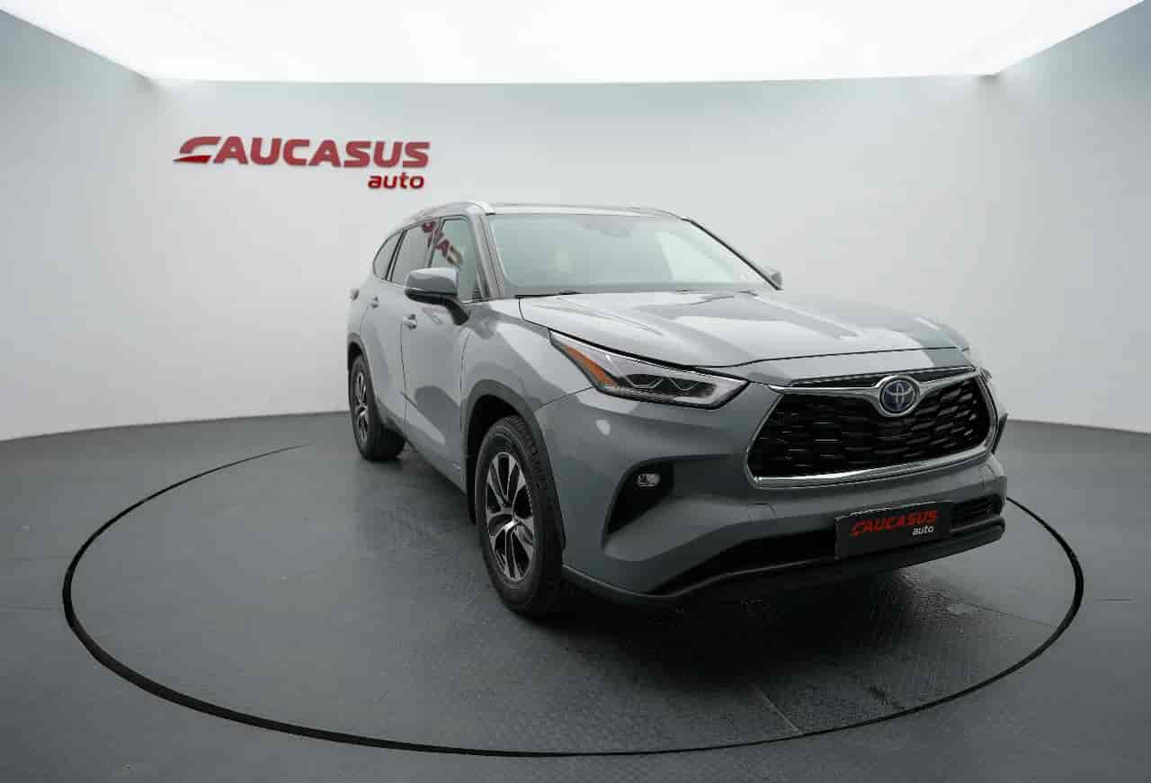 TOYOTA Highlander - 3