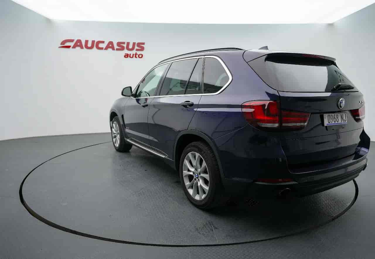 BMW X5 - 6