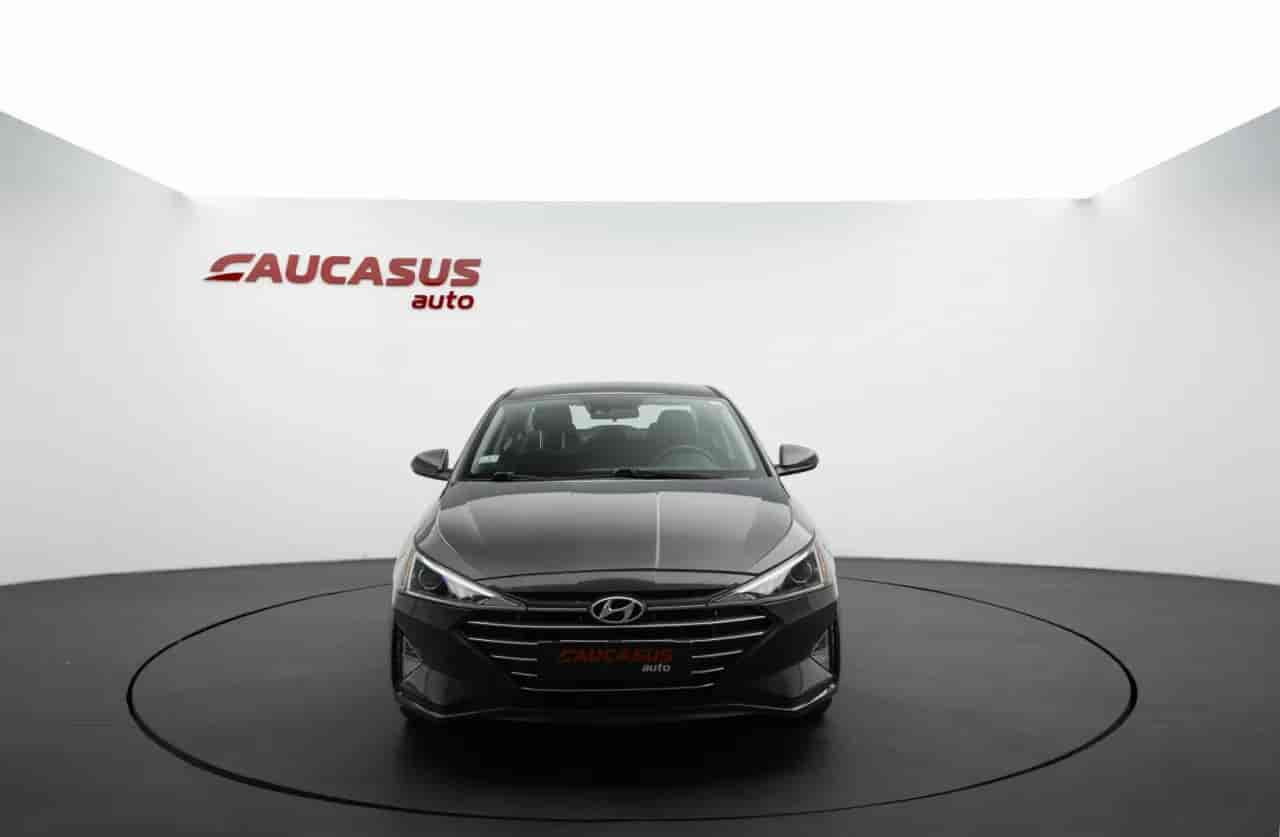 HYUNDAI Elantra - 2