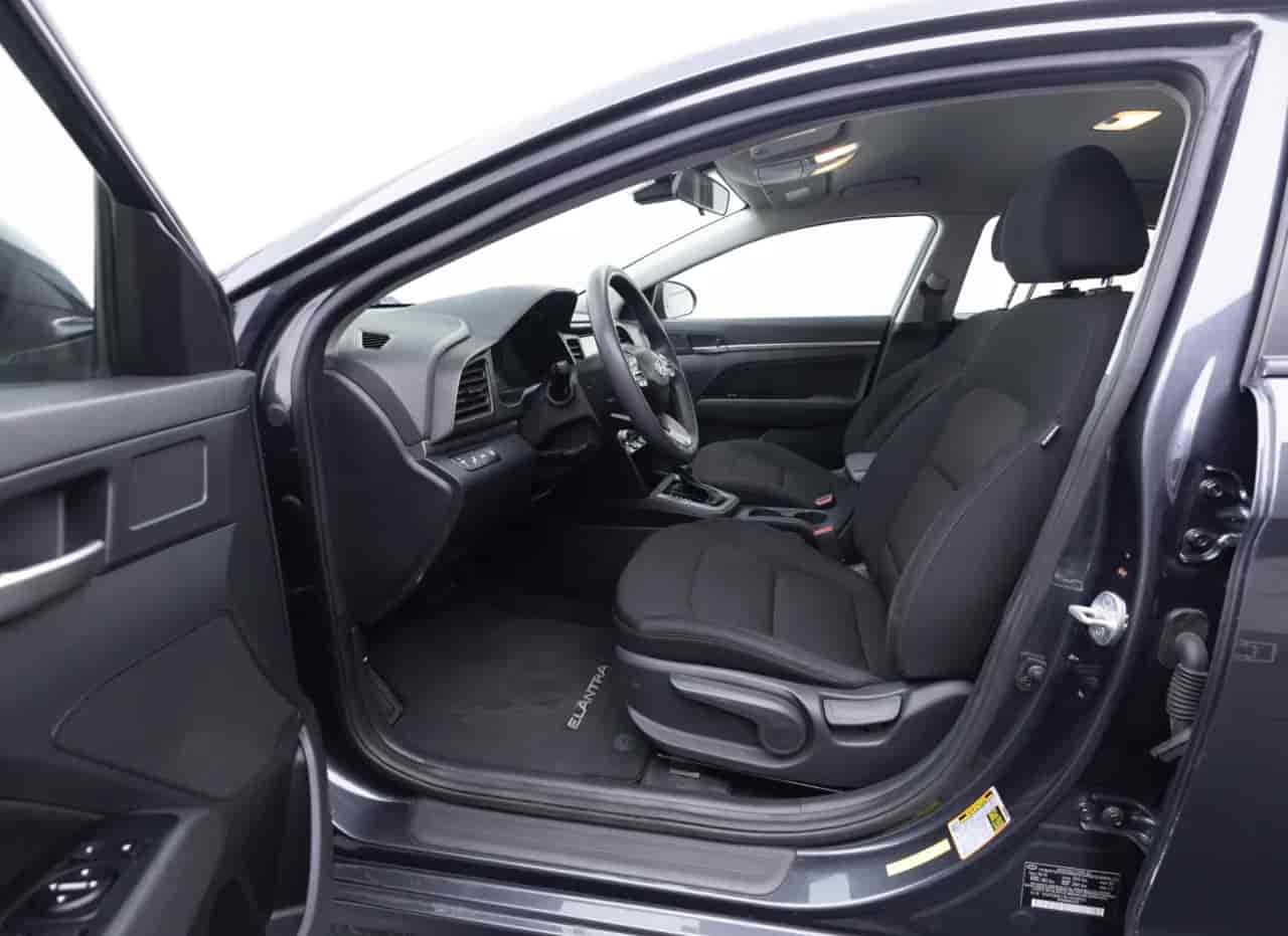 HYUNDAI Elantra - 9