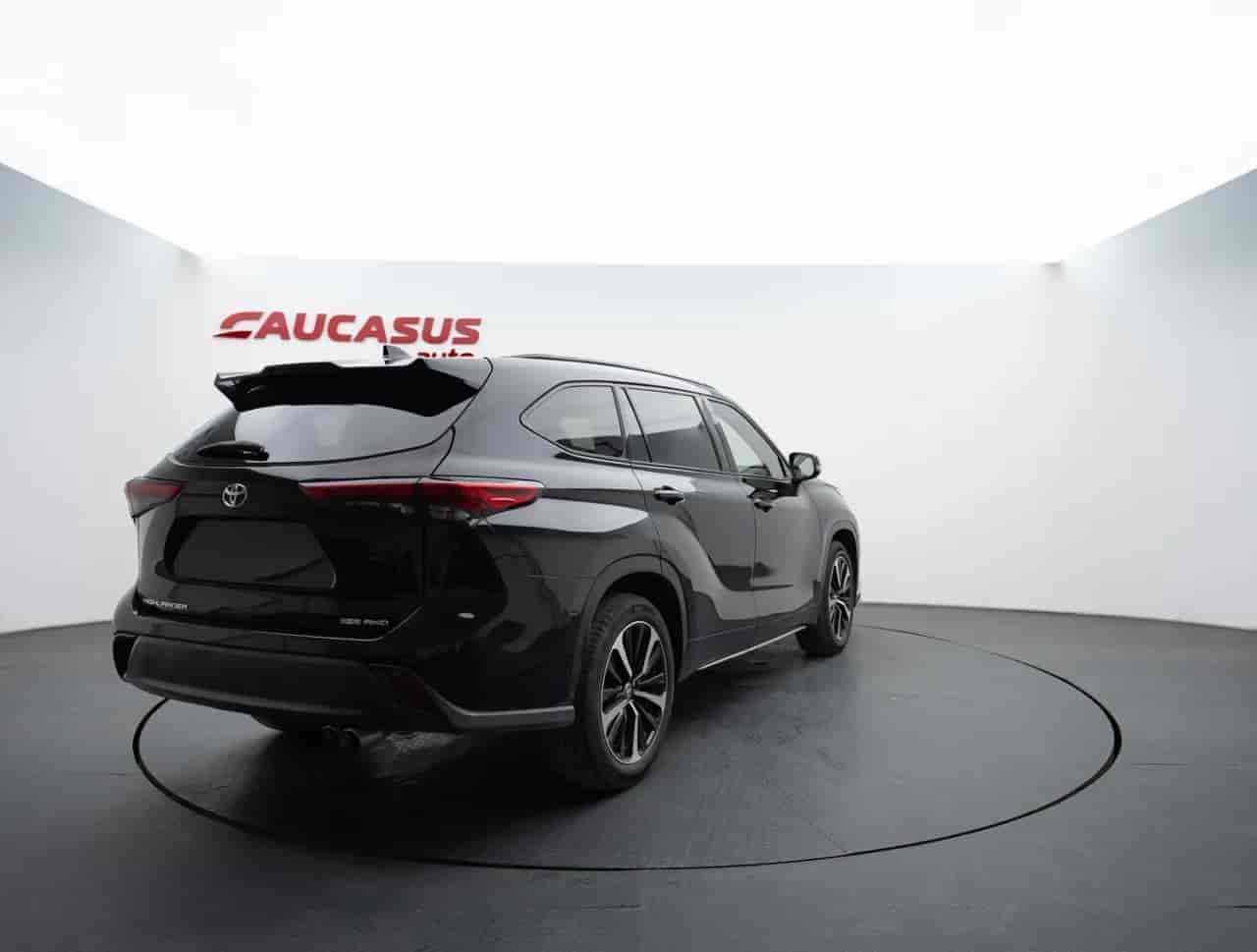 TOYOTA Highlander - 4