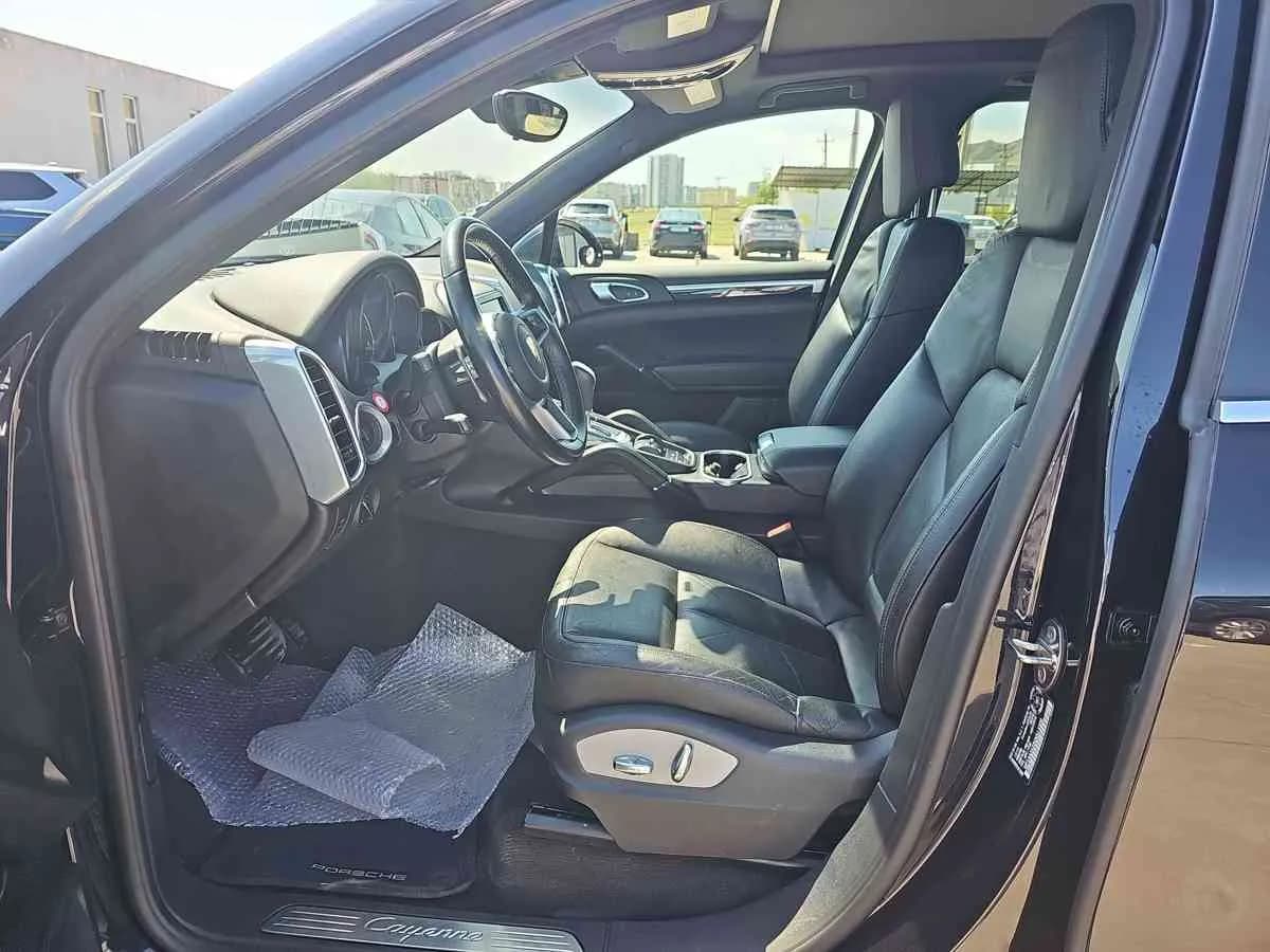 PORSCHE Cayenne - 9