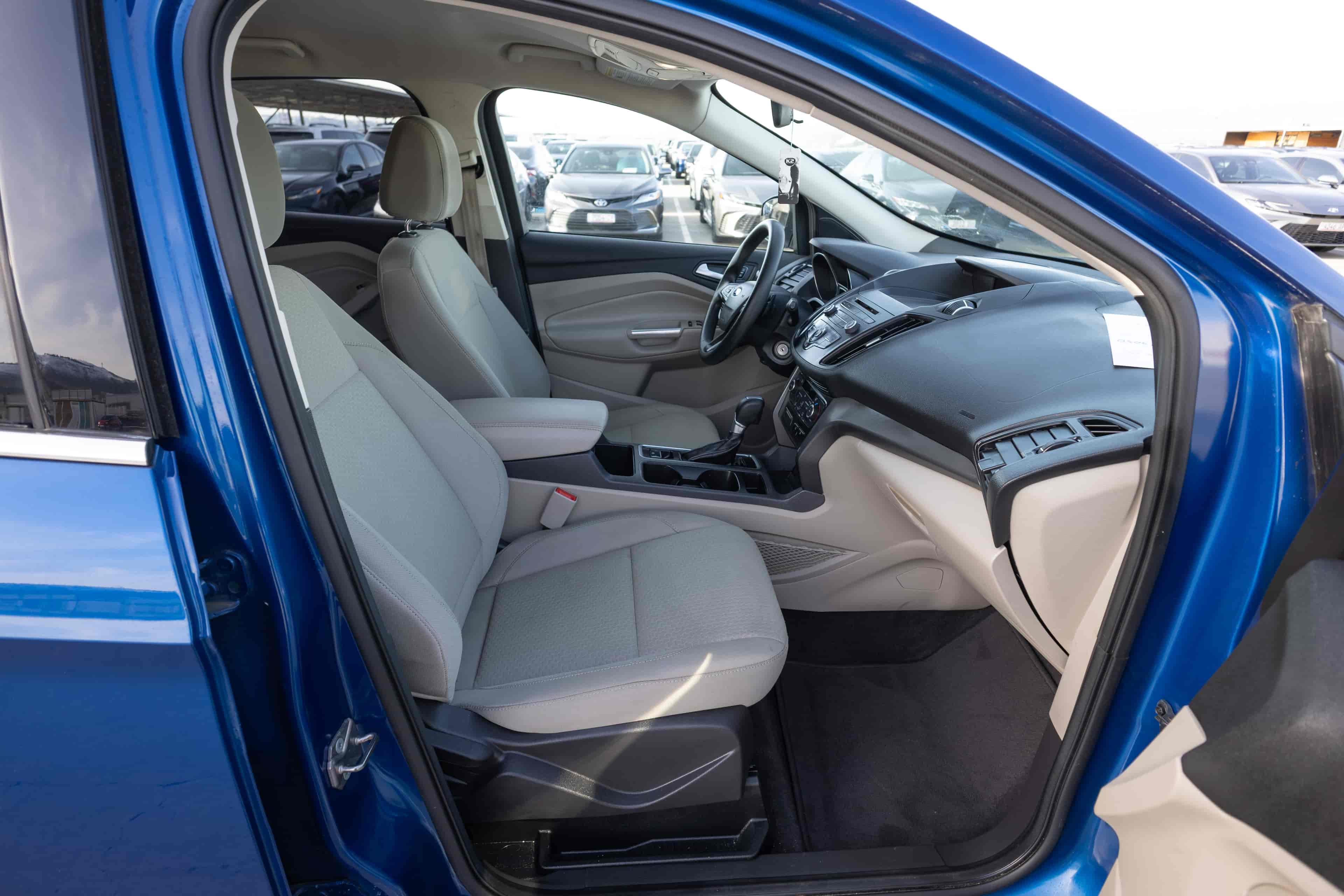 FORD Escape - 4
