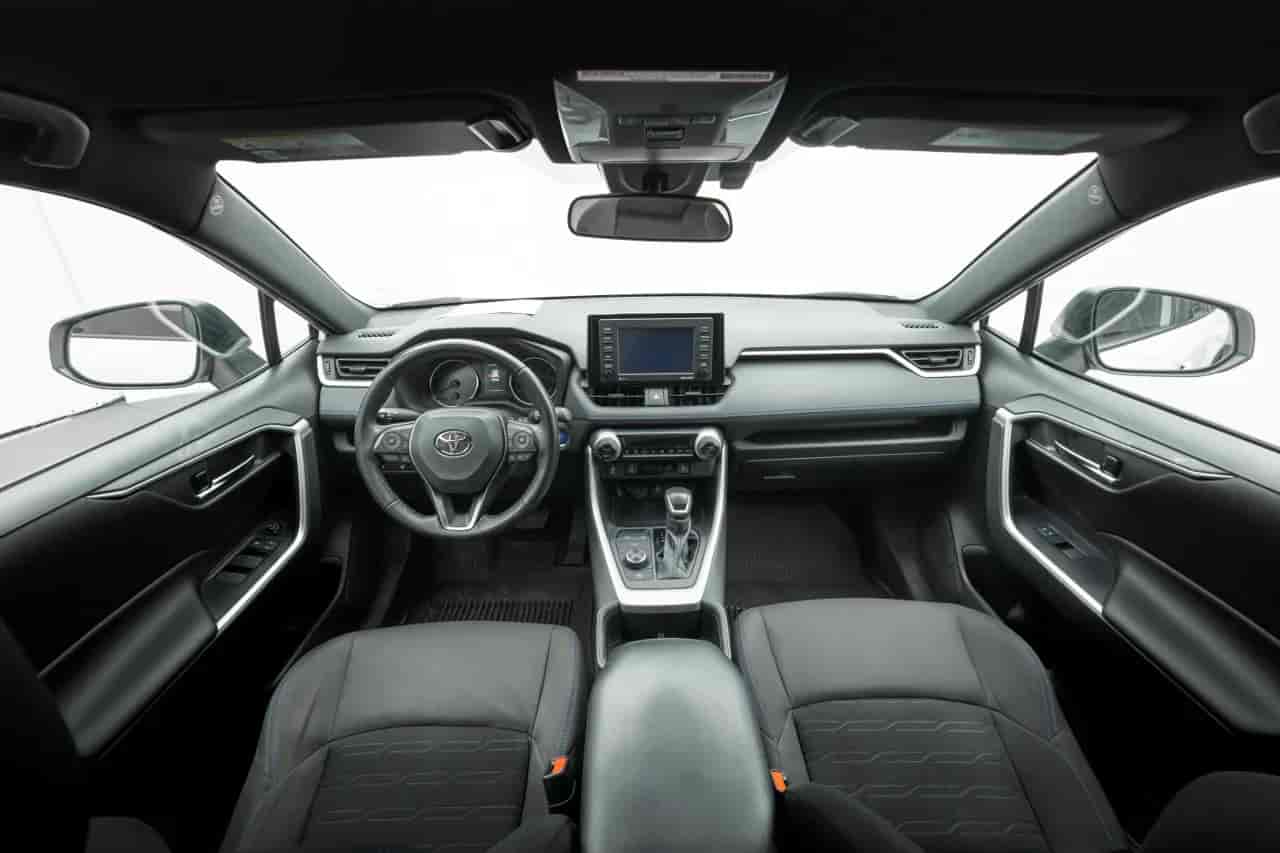 TOYOTA RAV4 - 6
